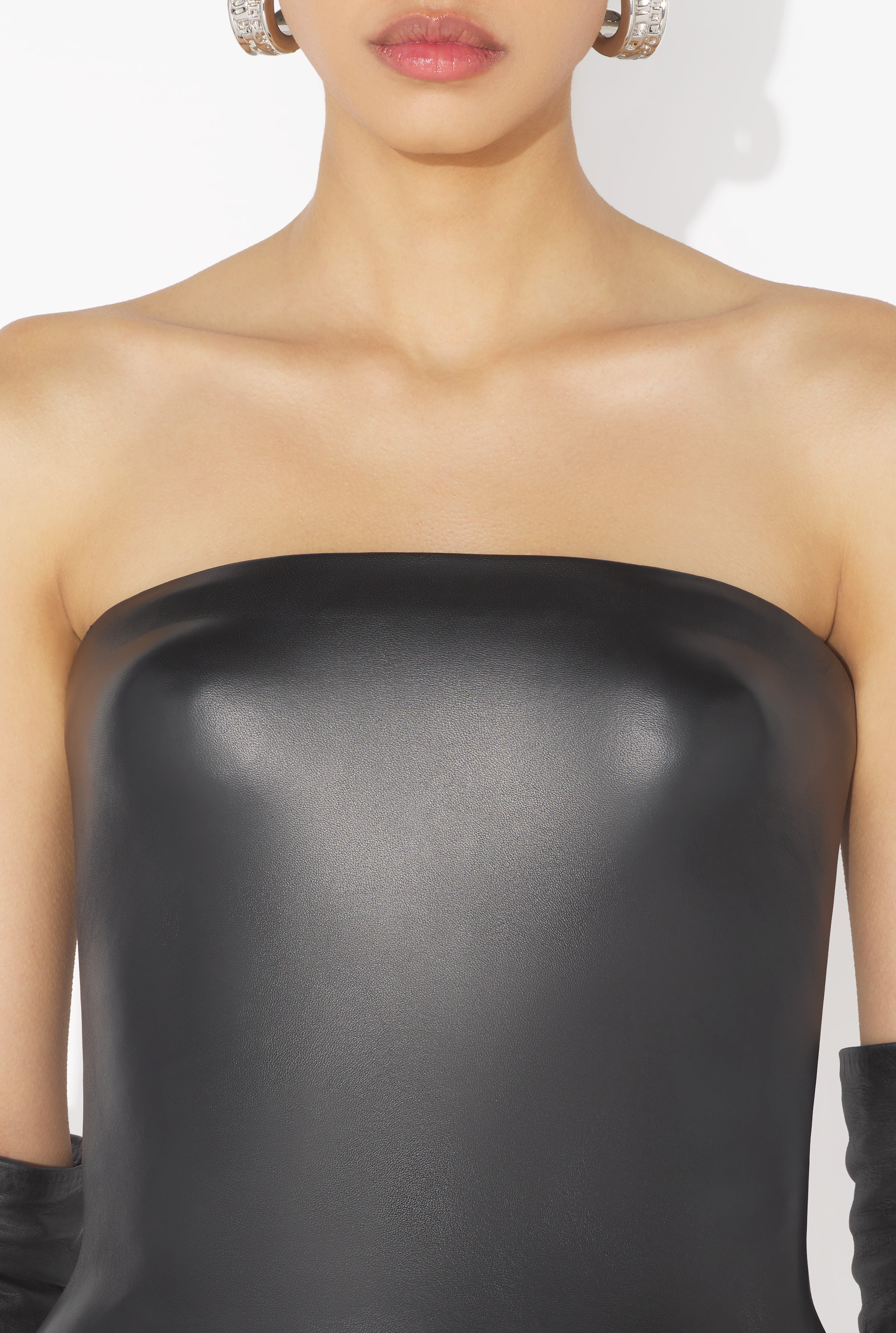THE MOLDED CORSET - 4