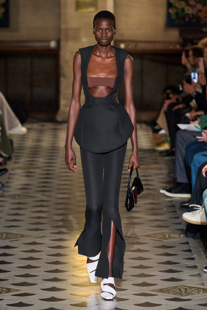 CAROLINE TWISTED STRAP PUMP WHITE 6