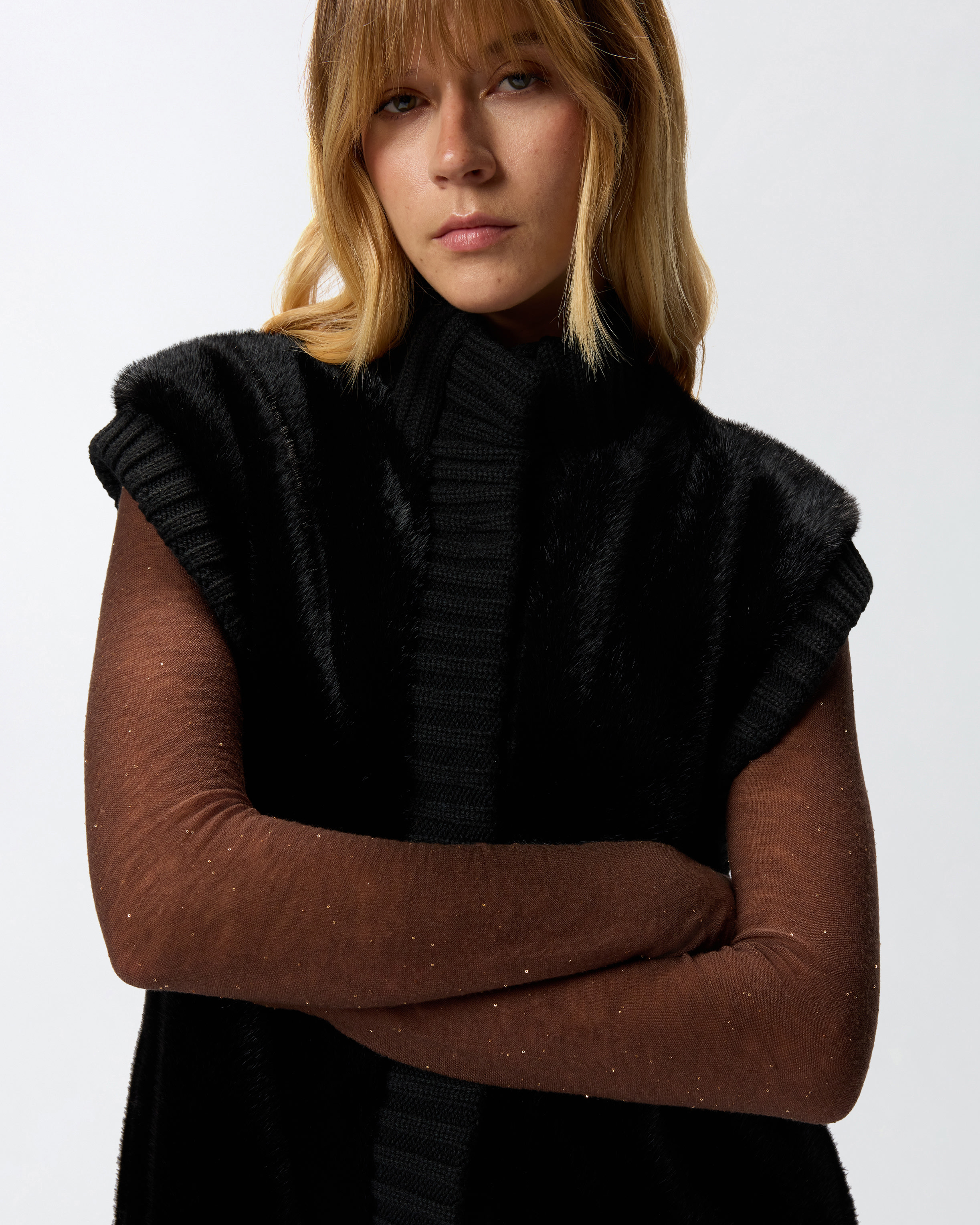 LONG FAUX FUR GILET - 5