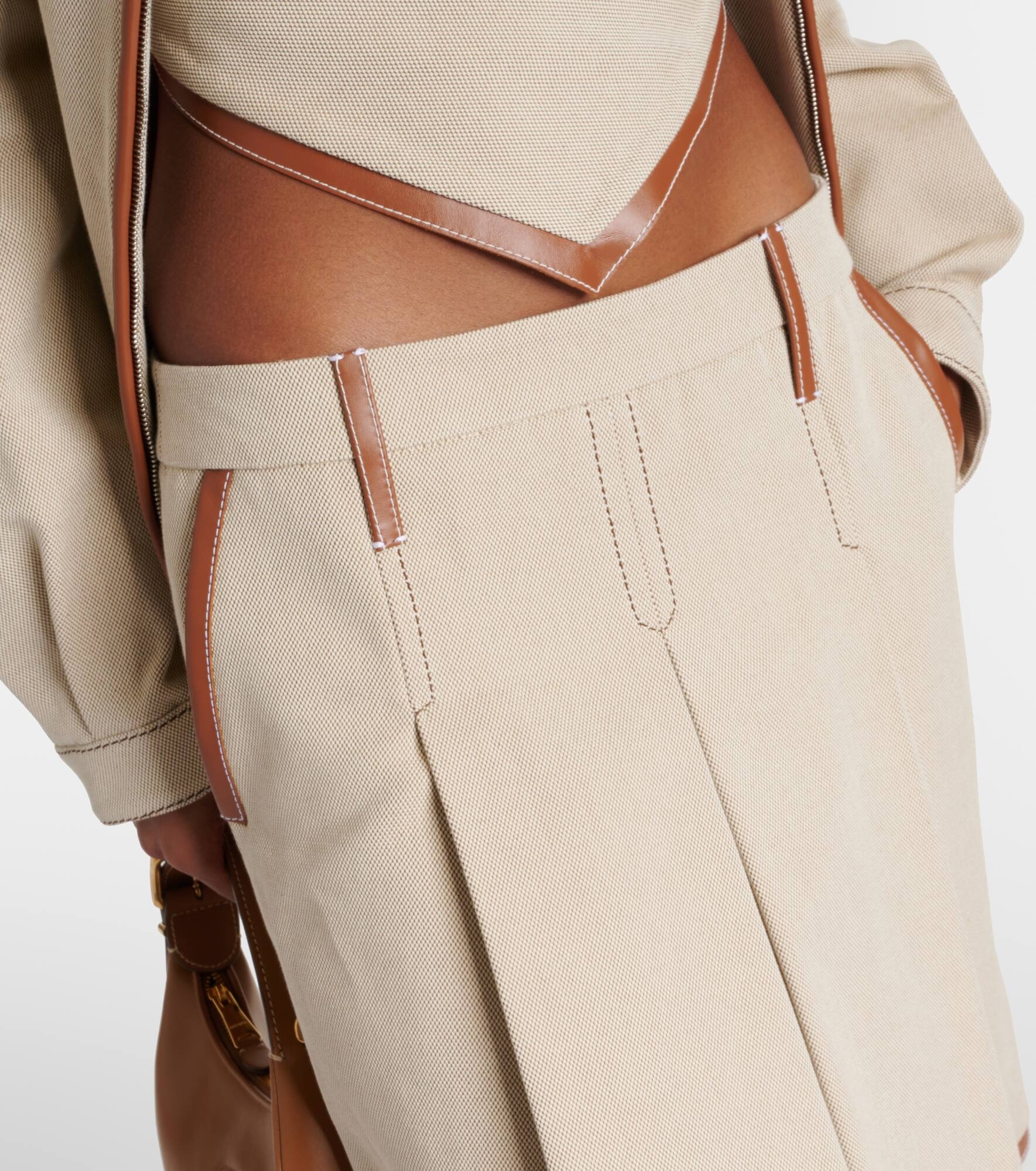 Leather-trimmed jacquard canvas midi skirt - 4