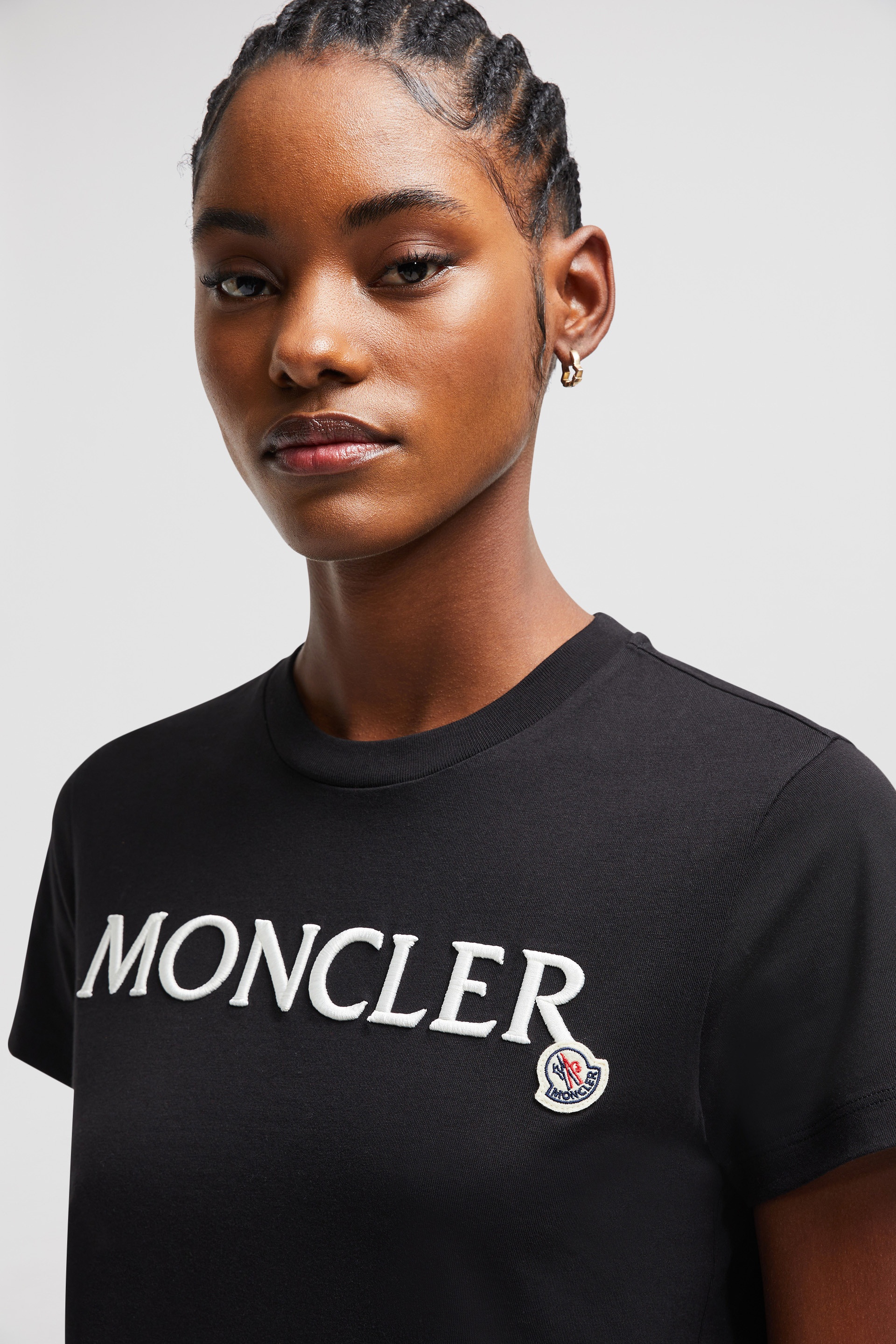 Embroidered Logo T-Shirt - 4