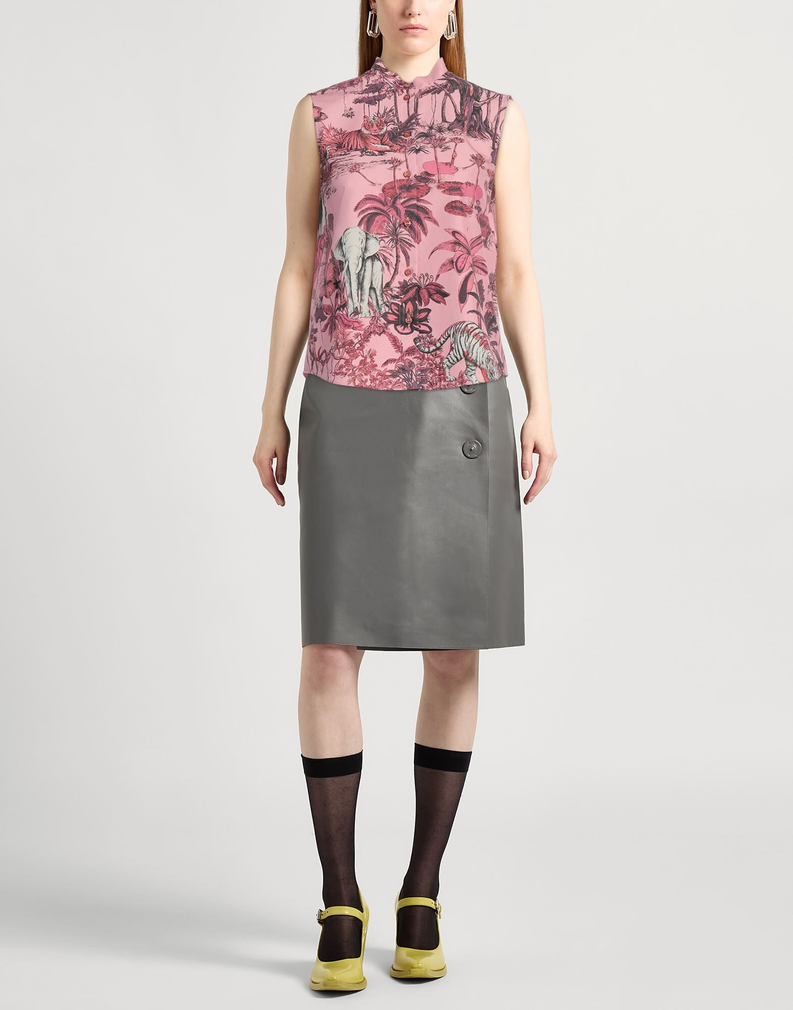 Pink Women's Floral Shirts & Blouses - 2