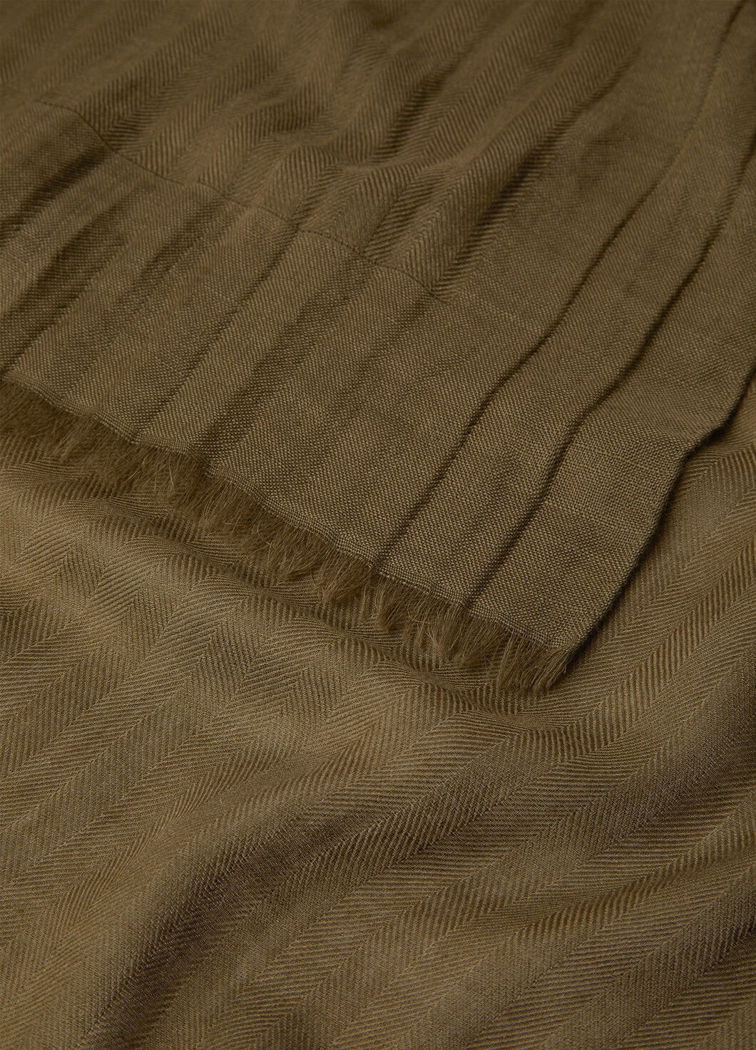 Maxi Crest Stole - 3