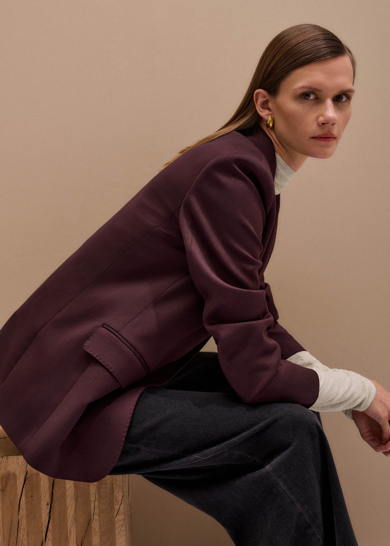 Sharp Shoulder Blazer 7