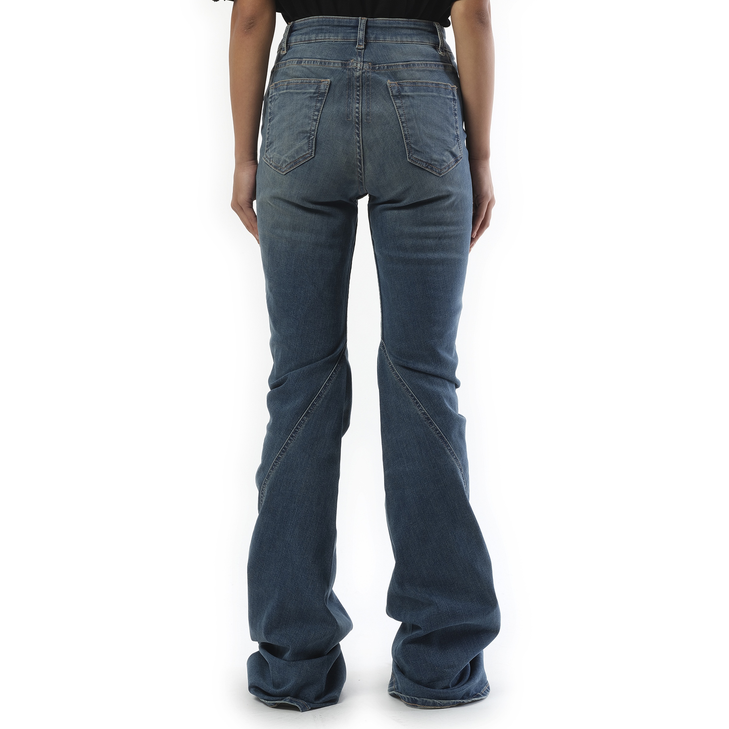 Bias Bootcut Jeans in Washed Indigo - 6