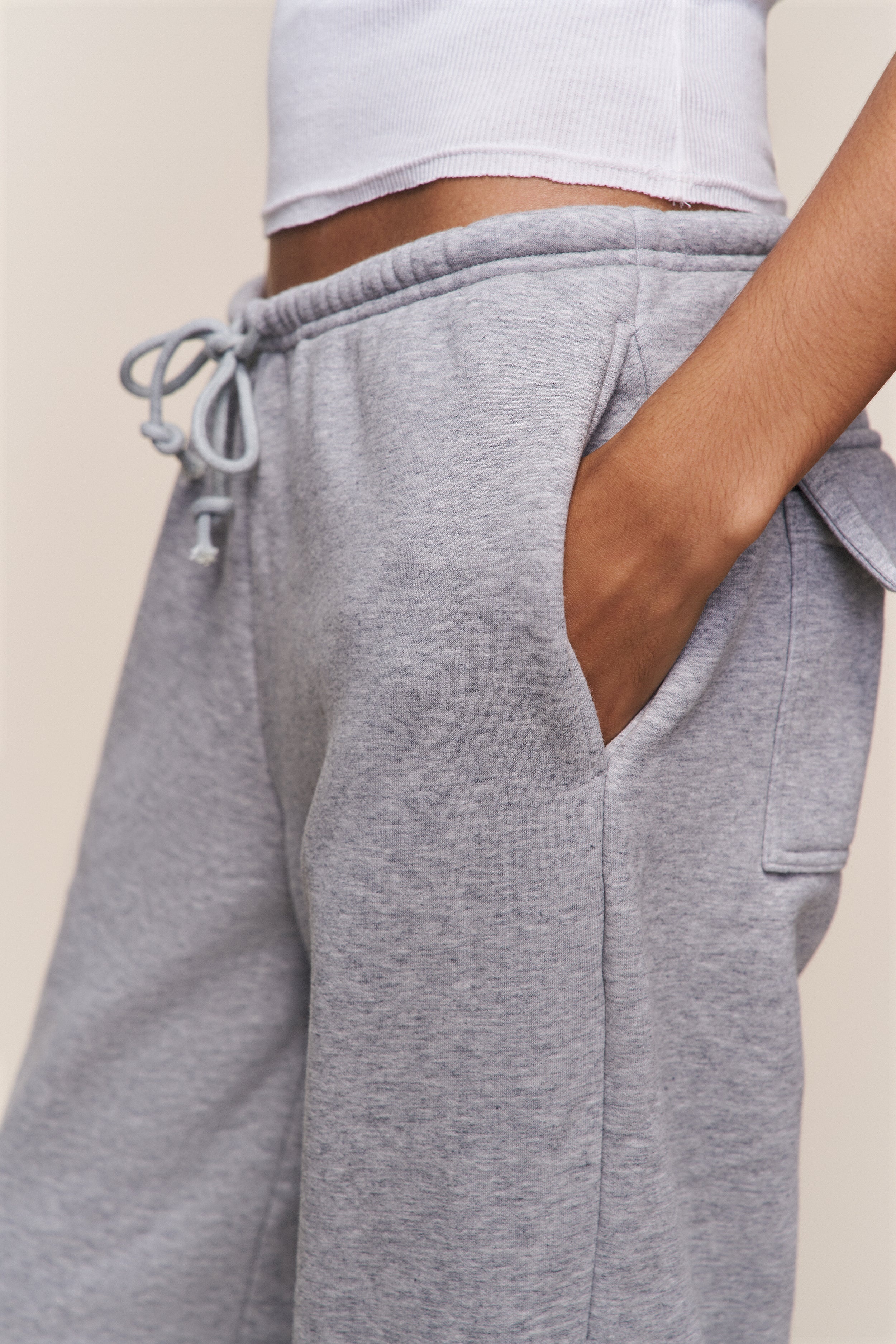 DRAWSTRING FLEECE PANT - 3