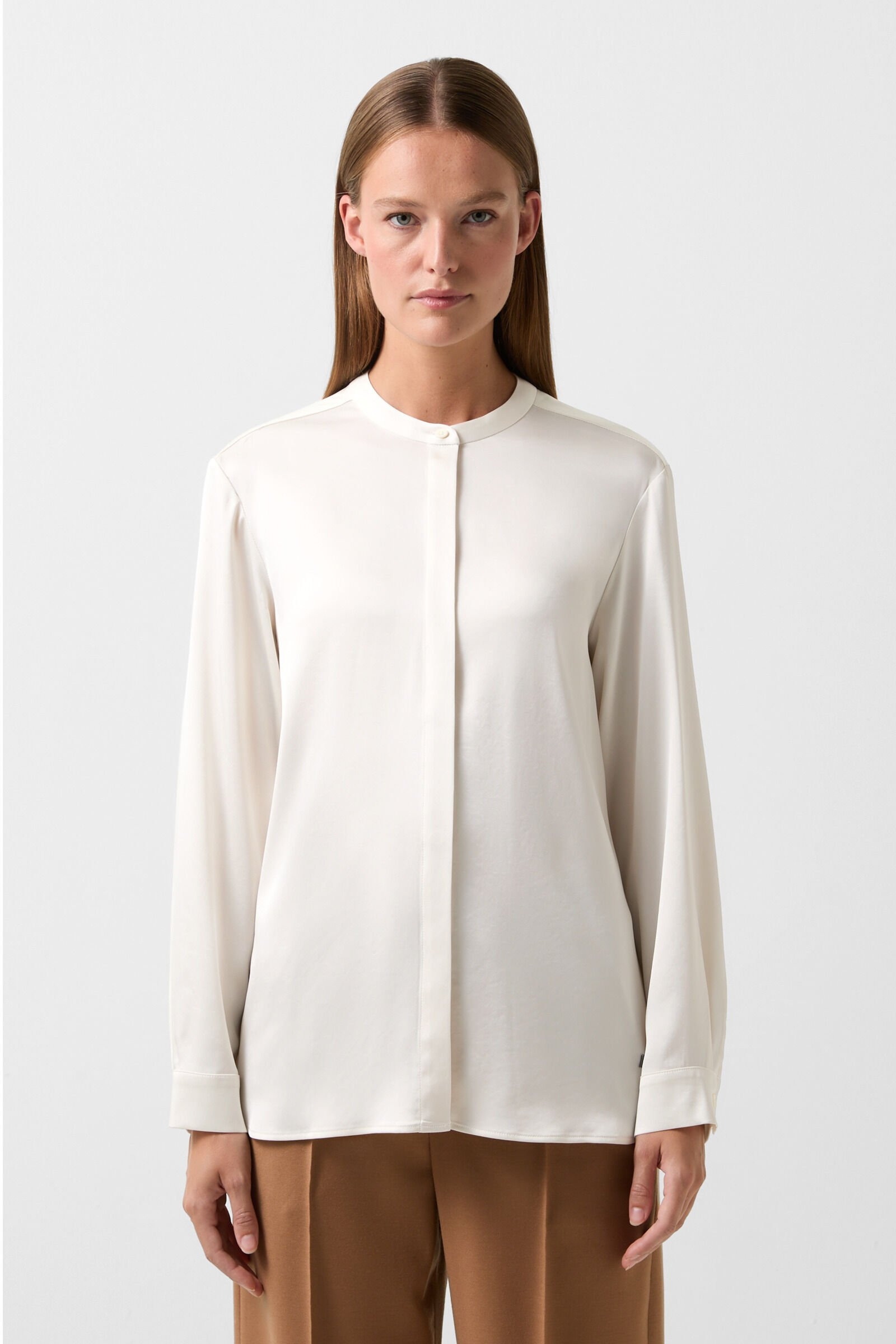 Gerrit satin blouse in Cream - 2