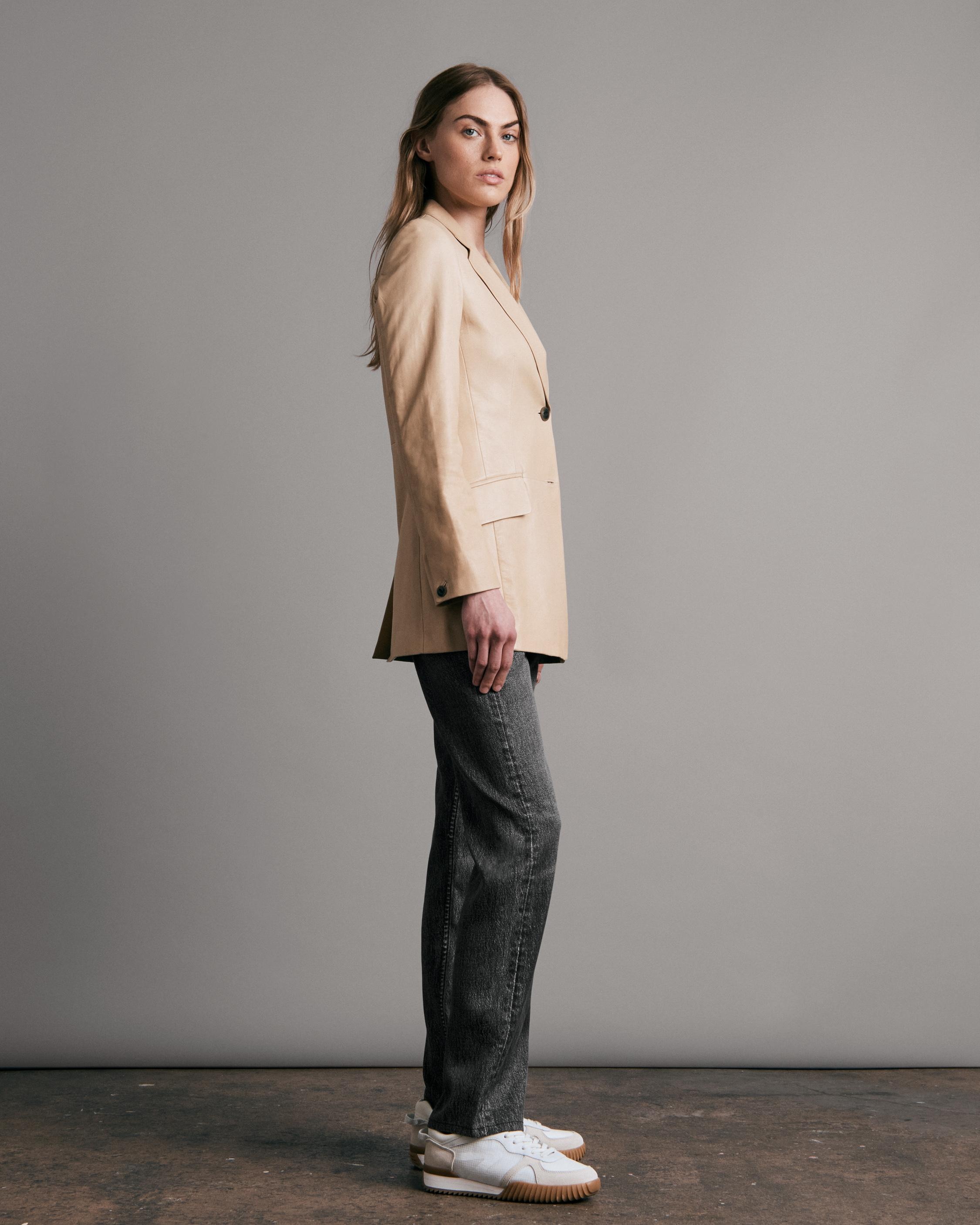 Charles Leather Blazer
Oversized Blazer - 4