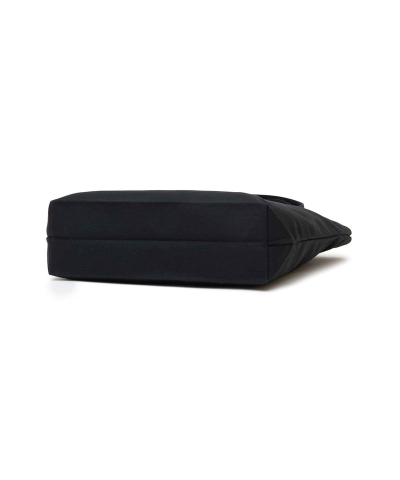 UC2E8B01-2 5
