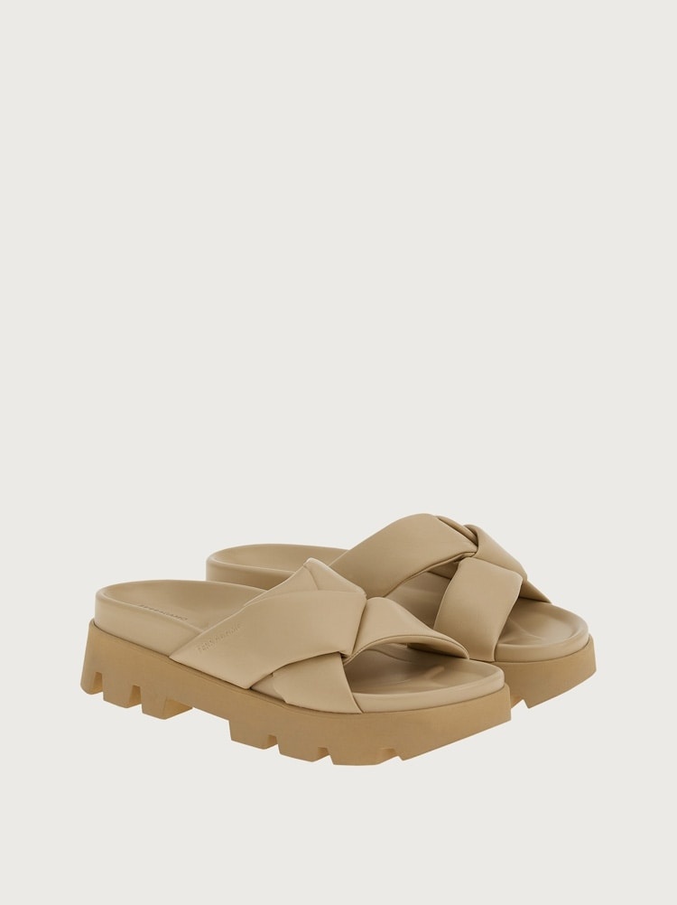 SPORTY SLIDERS WITH ORIGAMI KNOT - 5
