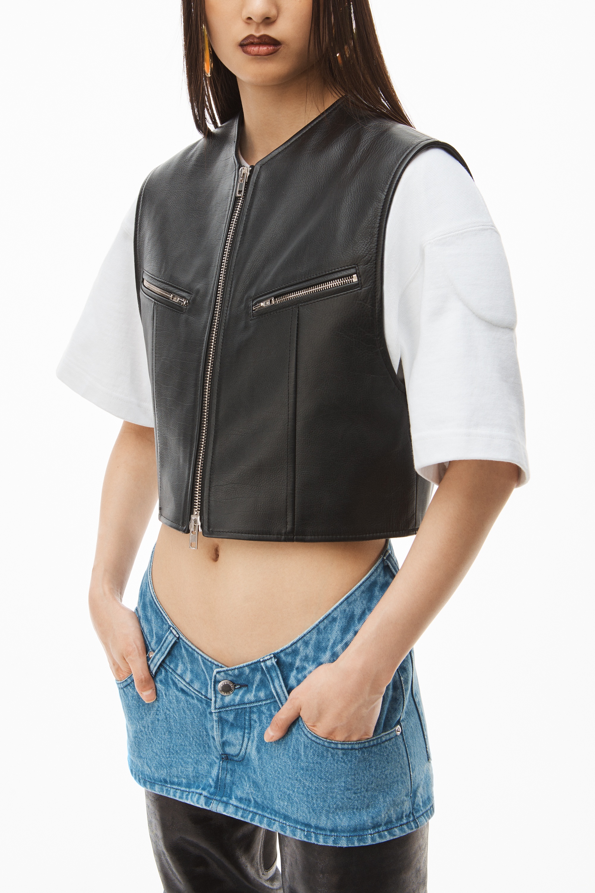 TAILORED SHORT VEST IN MOTO LEATHER - 3