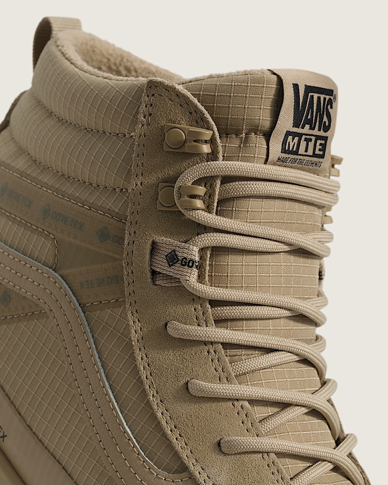 Sk8-Hi GORE-TEX Insulated Shoe 6