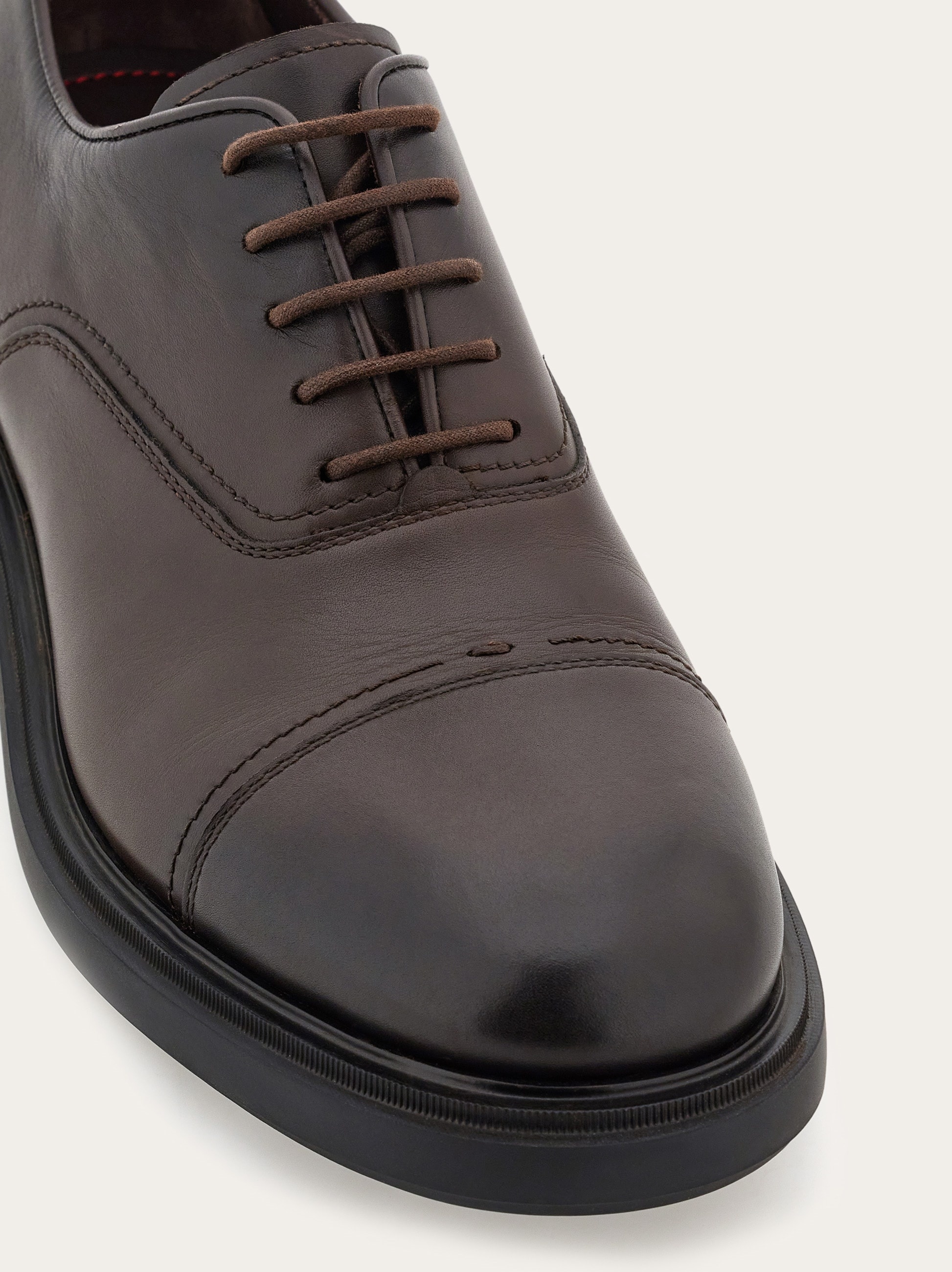 Oxford with toe cap - 6