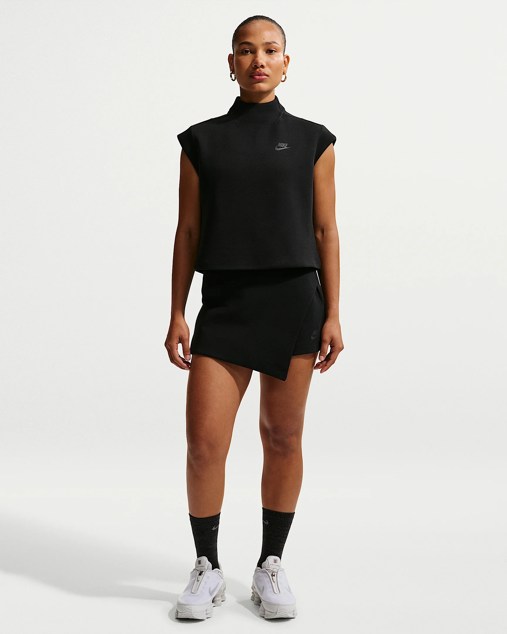 Nike Sportswear Tech Fleece Women's Mid-Rise Skort - 1