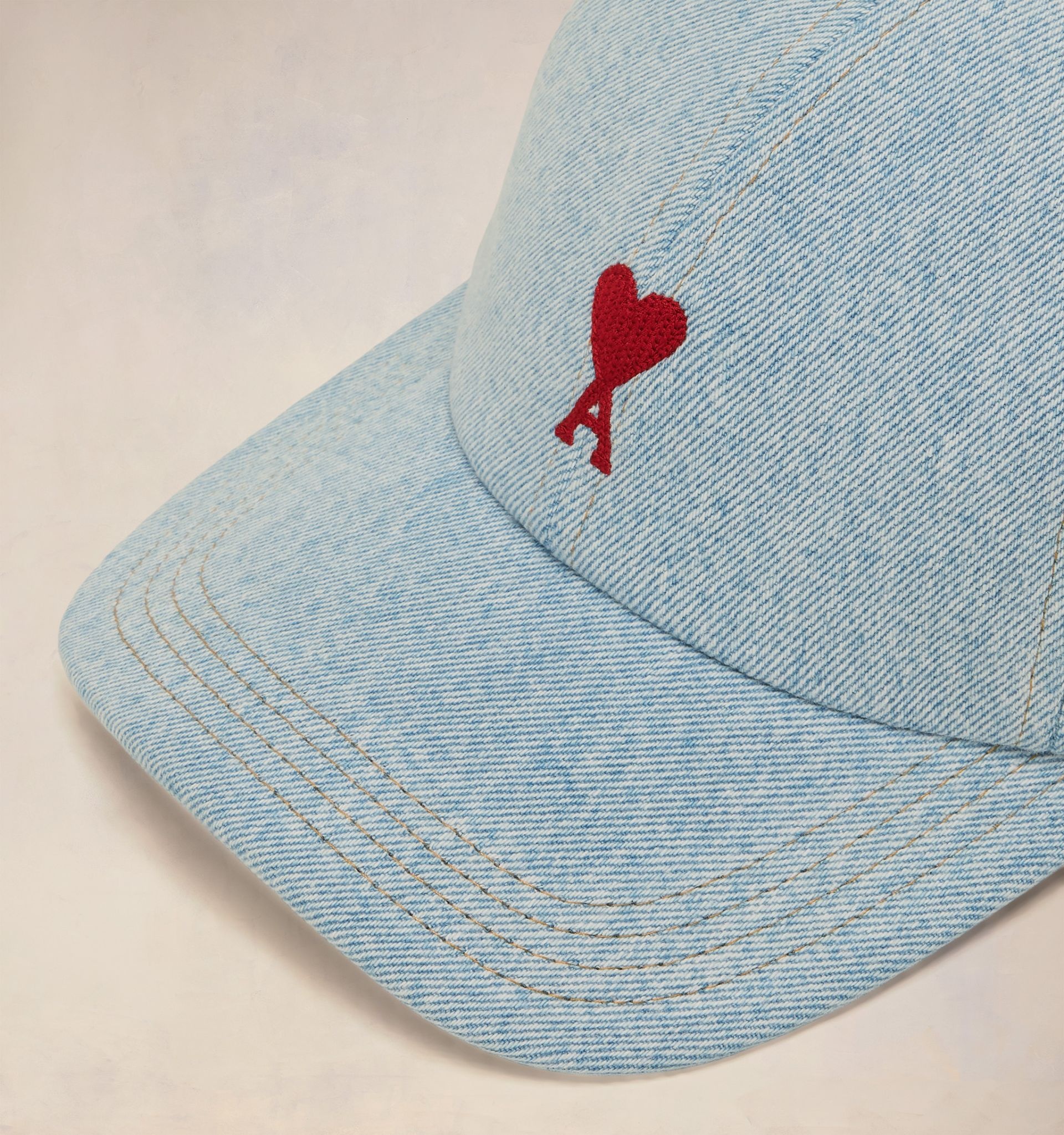 ami paris　AMI DE COEUR EMBROIDERY CAP AMI Paris: Black Cotton Ami de Coeur Embroidery Cap | SSENSE