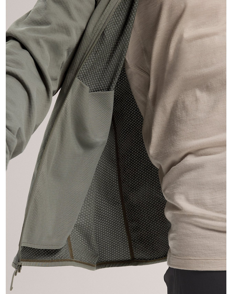 Delta Hoody 7