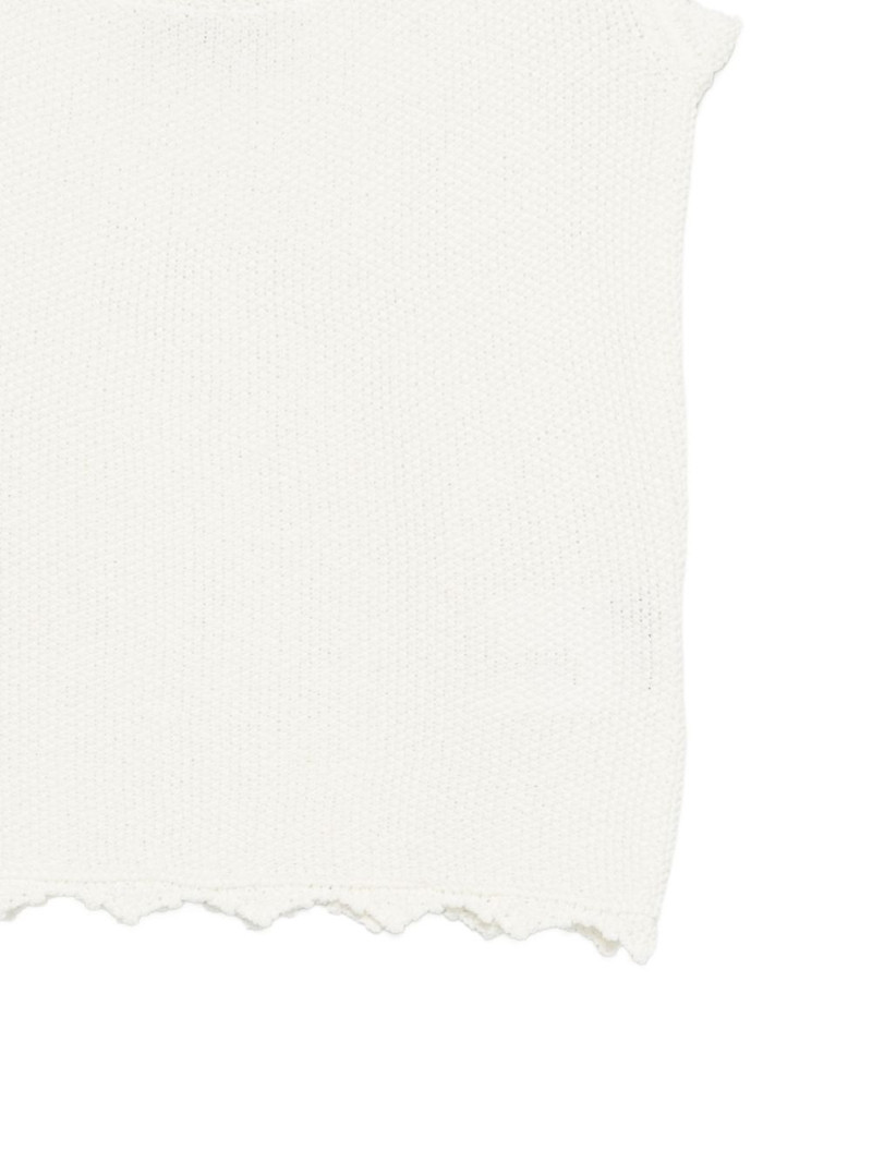 scalloped-trim sleeveless top 3