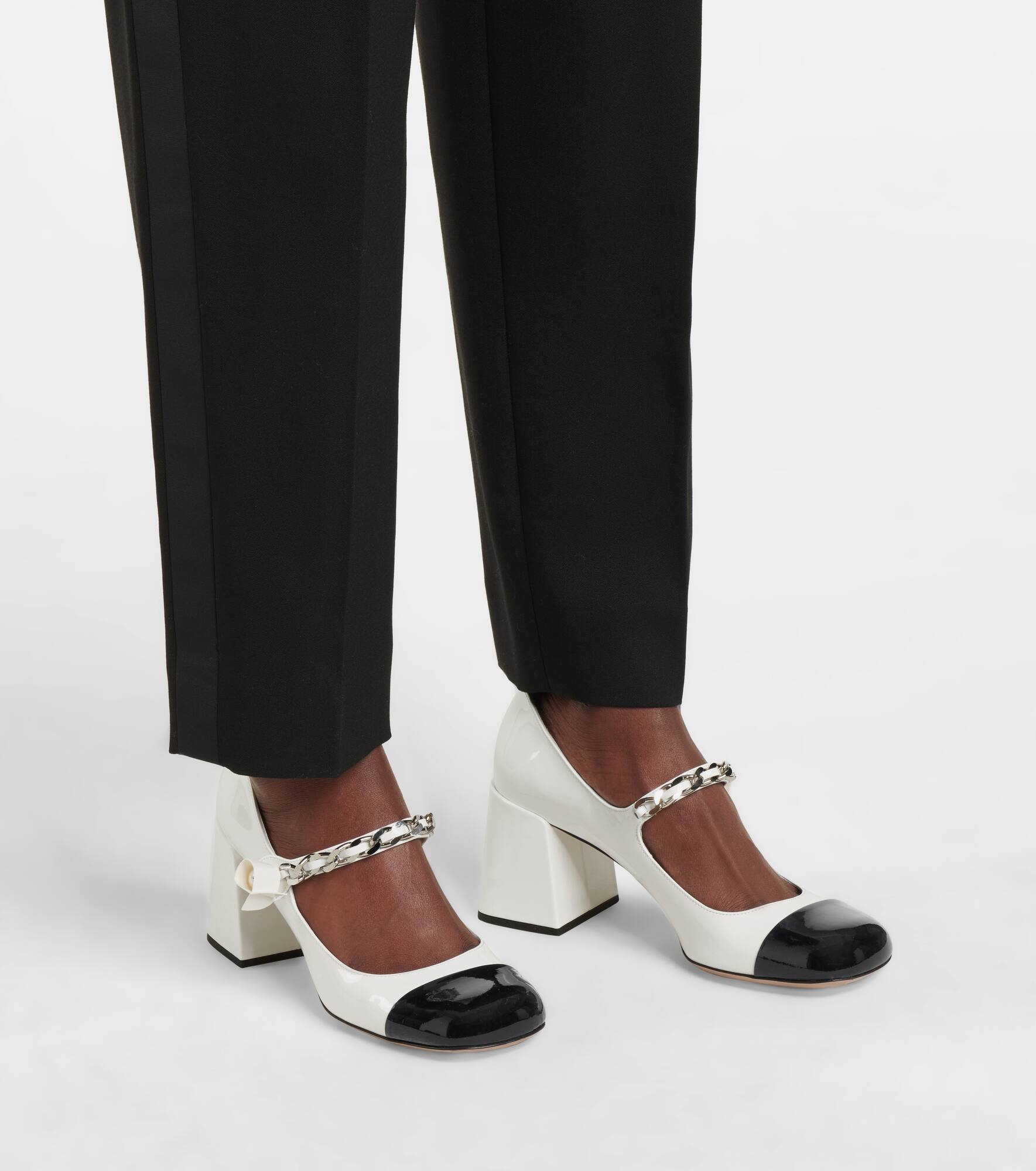 Mary Jane leather pumps - 4