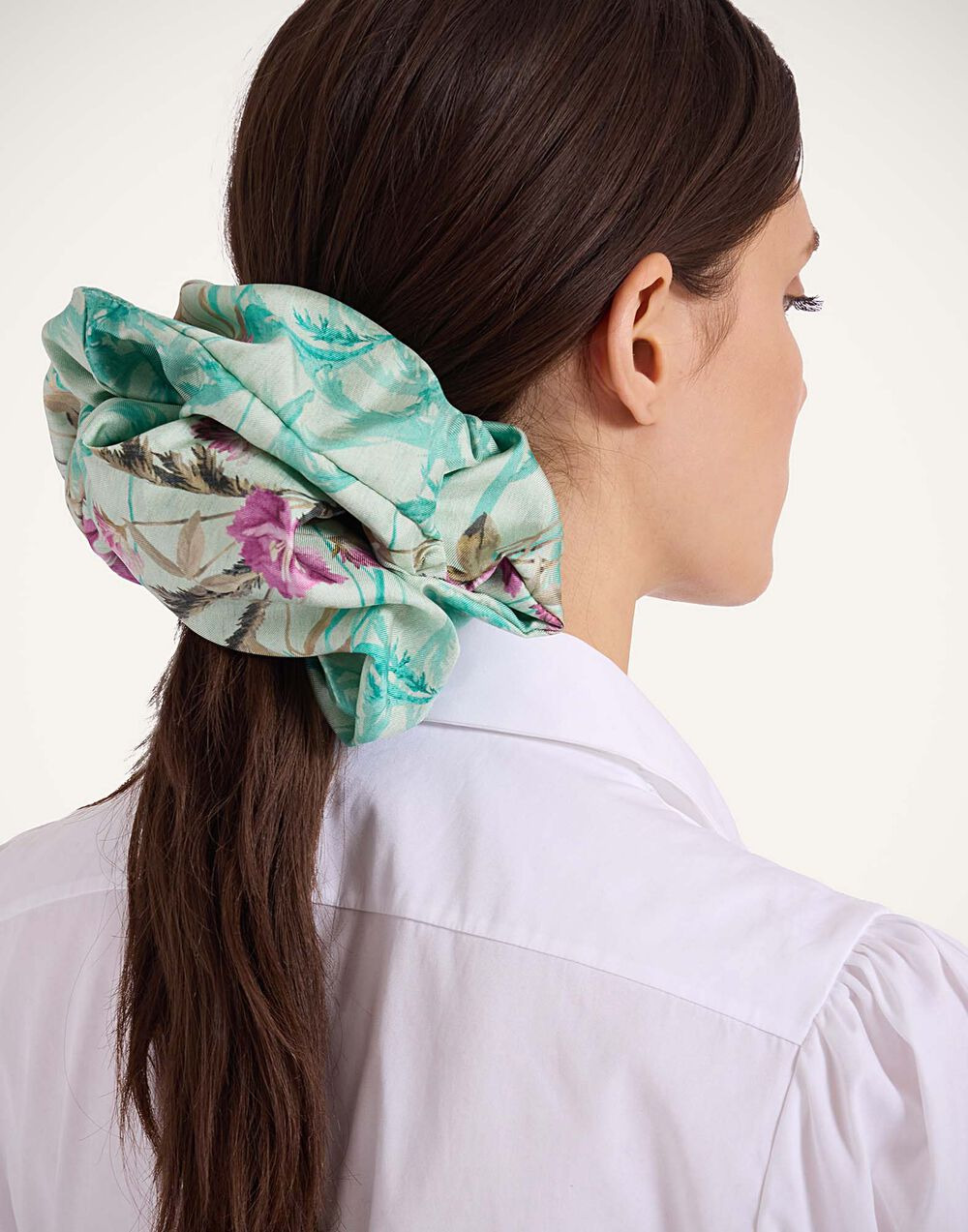 Giga Scrunchie - 2
