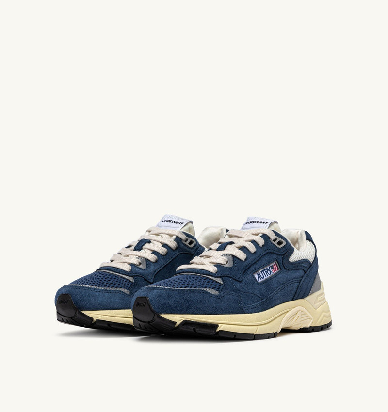 AUTRY HYPERWAY SNEAKERS IN ENSIGN BLUE AND SILVER-TONE SUEDE AND MESH outlook