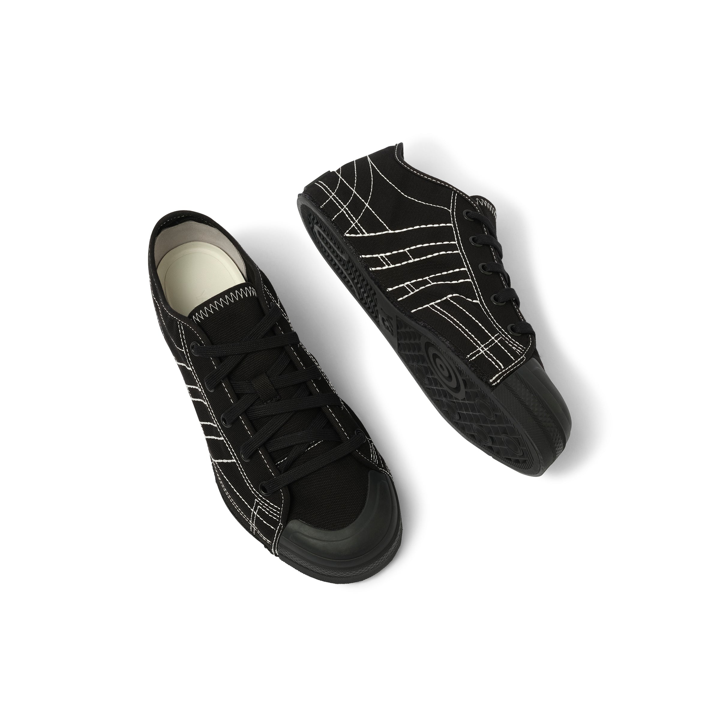 Nizza Low Sneaker in Black/Off White - 4