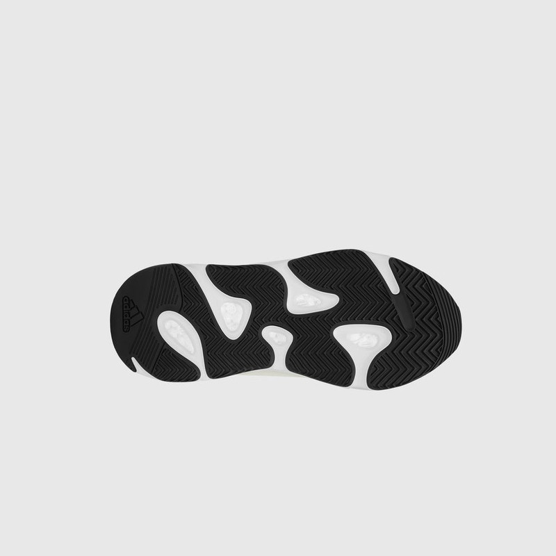 YEEZY YEEZY 700 MNVN "ANALOG" outlook