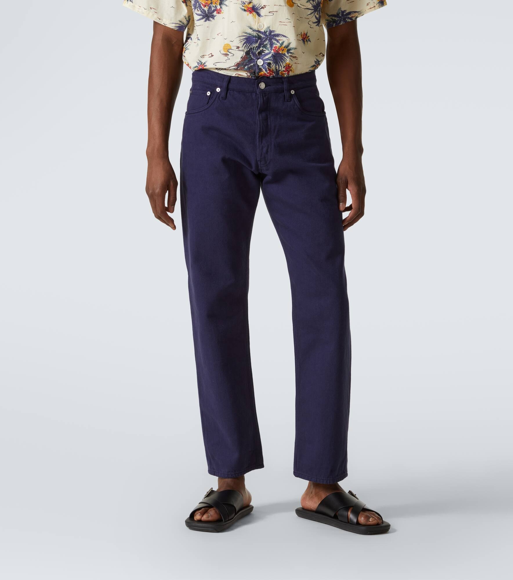 Mid-rise straight jeans - 3