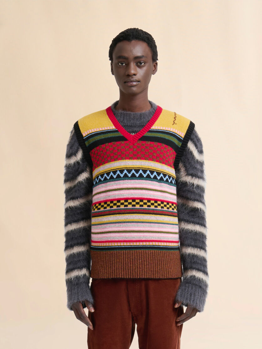 MULTICOLOUR WOOL SLEEVELESS SWEATER WITH MIXED PATTERNS - 2