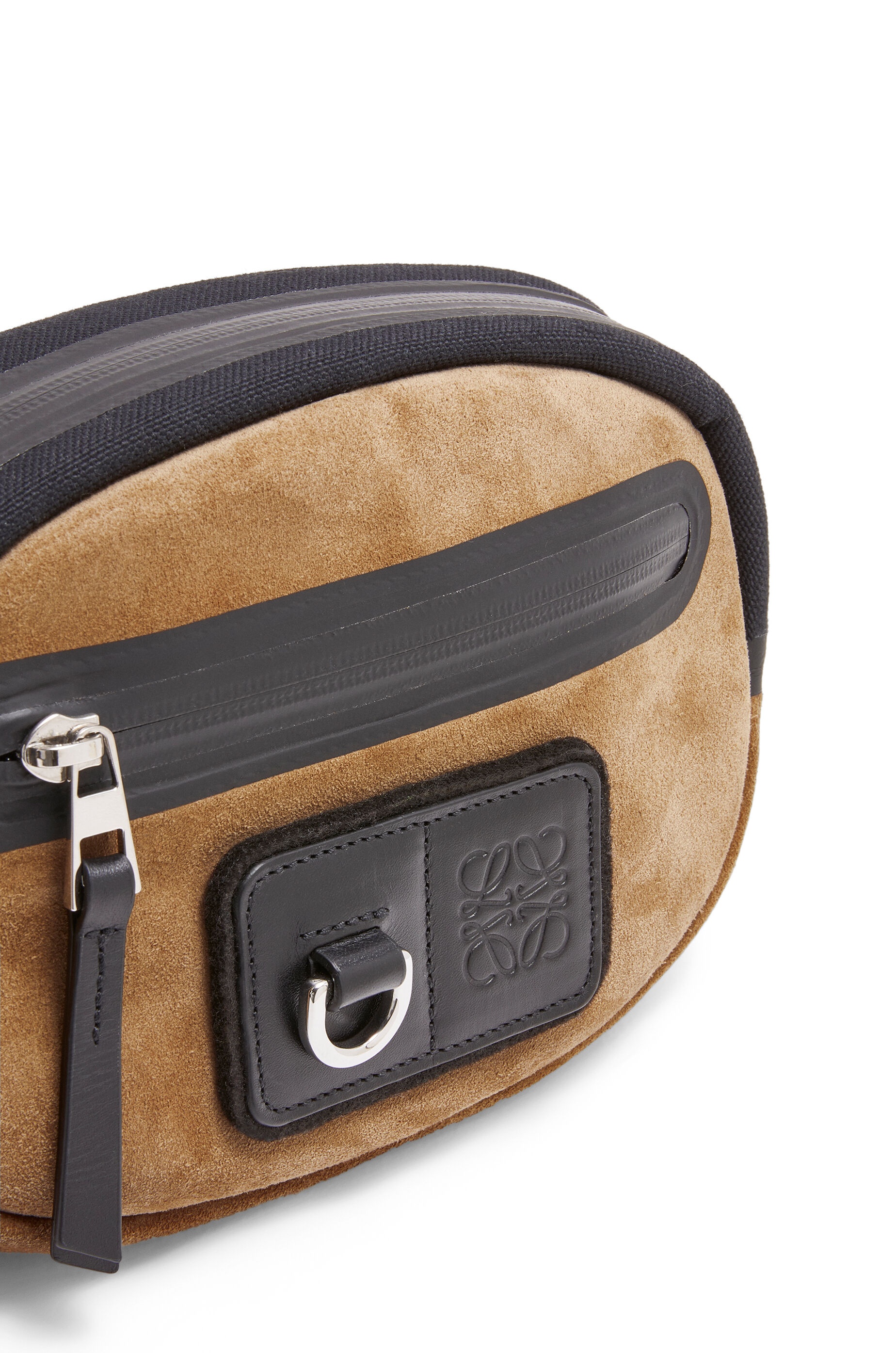 Round bumbag in recycled canvas and suede 7