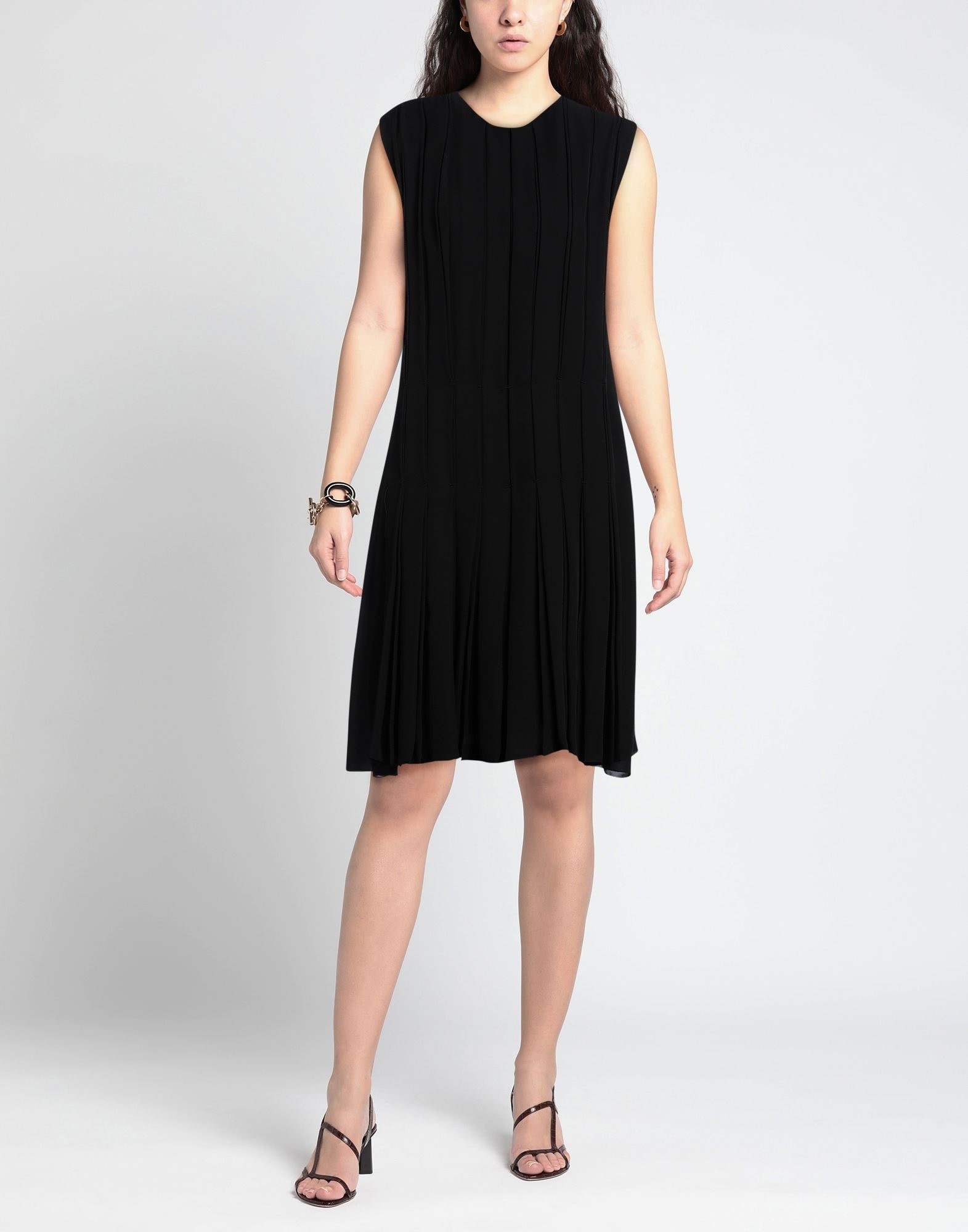 Black Women's Pleated Dress - 2