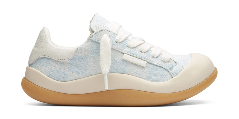 Squish Sneaker 1