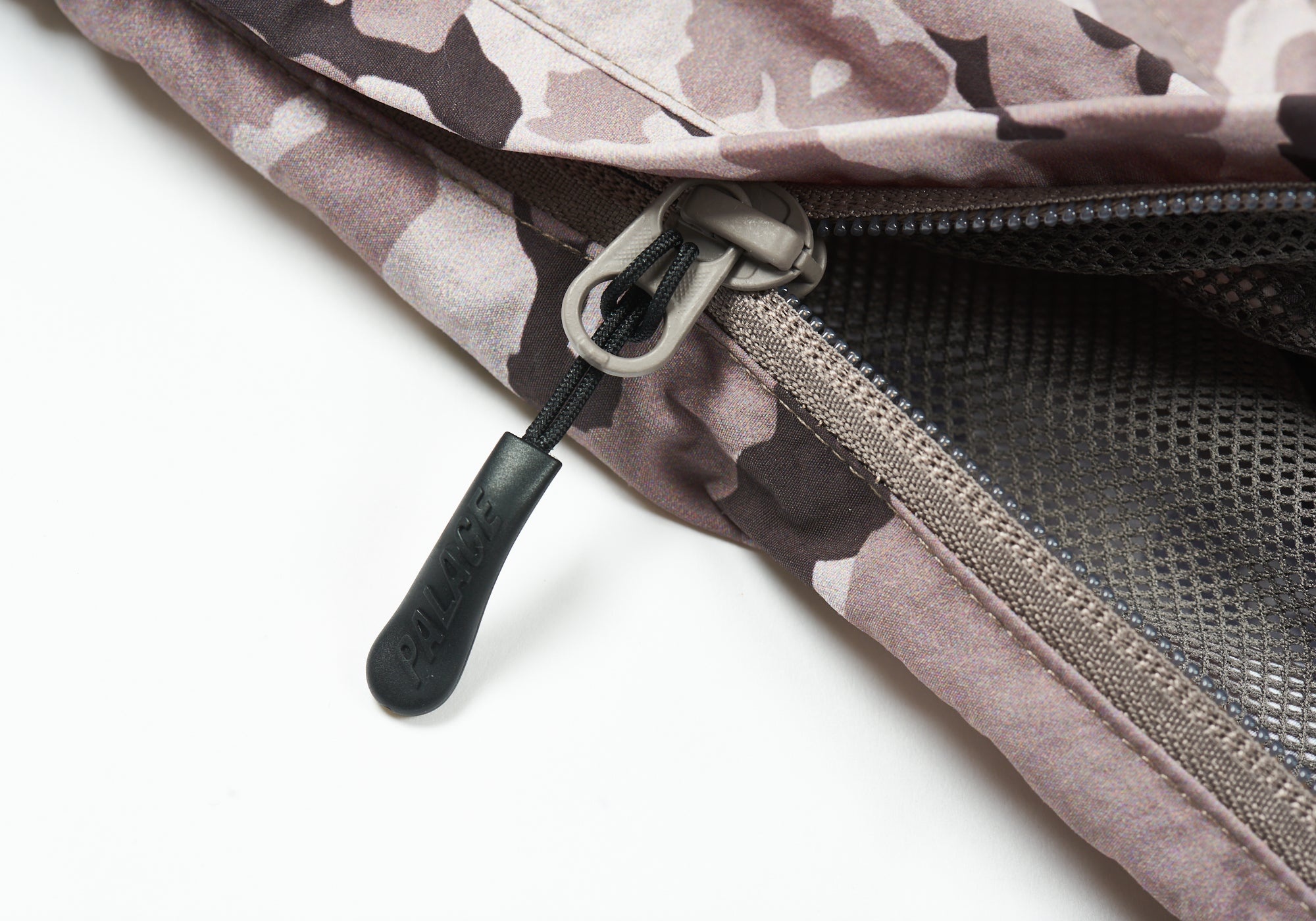 ZIP OFF GILET JACKET URBAN CAMO - 12
