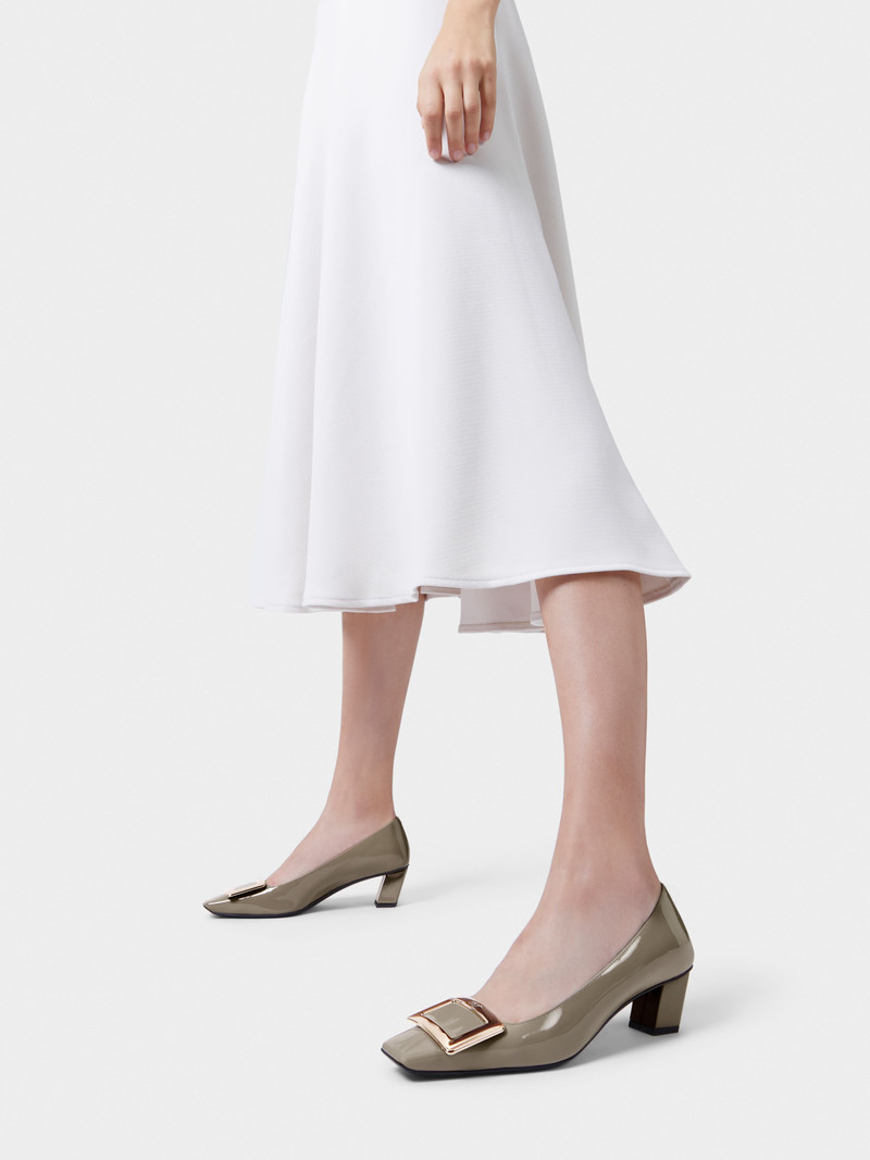 Roger Vivier Belle Vivier Metal Buckle Pumps in Patent Leather outlook