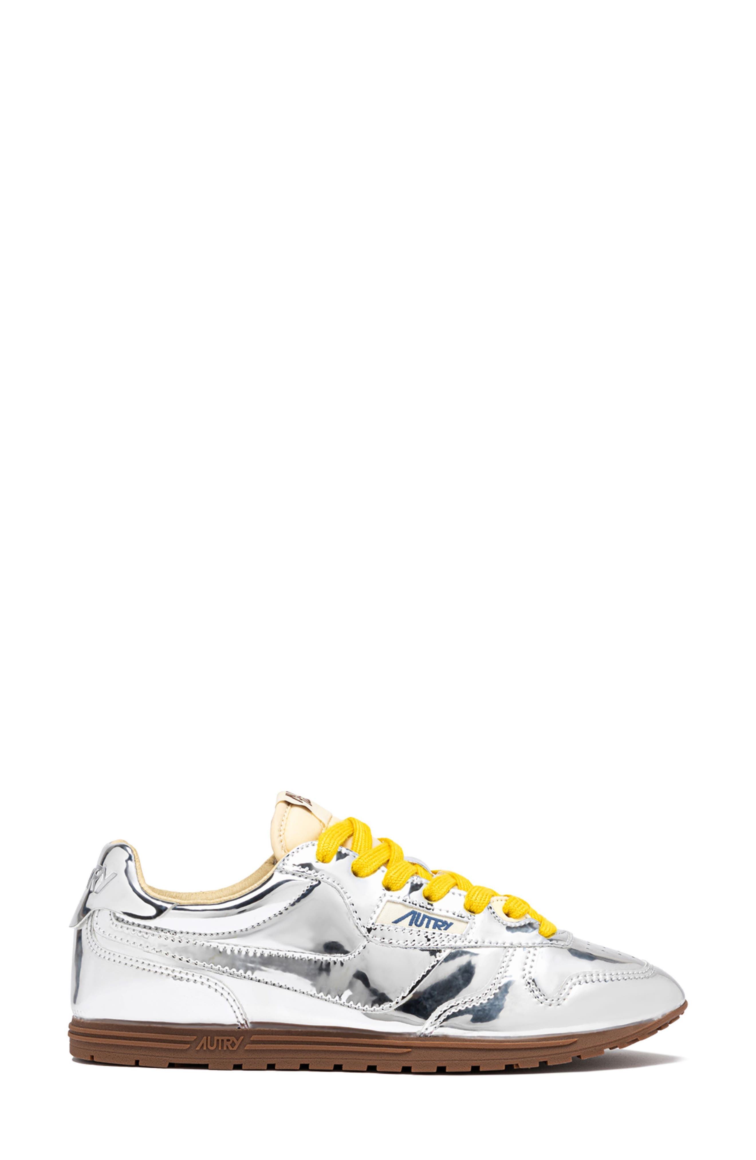 AUTRY Windspin Low Sneaker in Silver at Nordstrom - 3