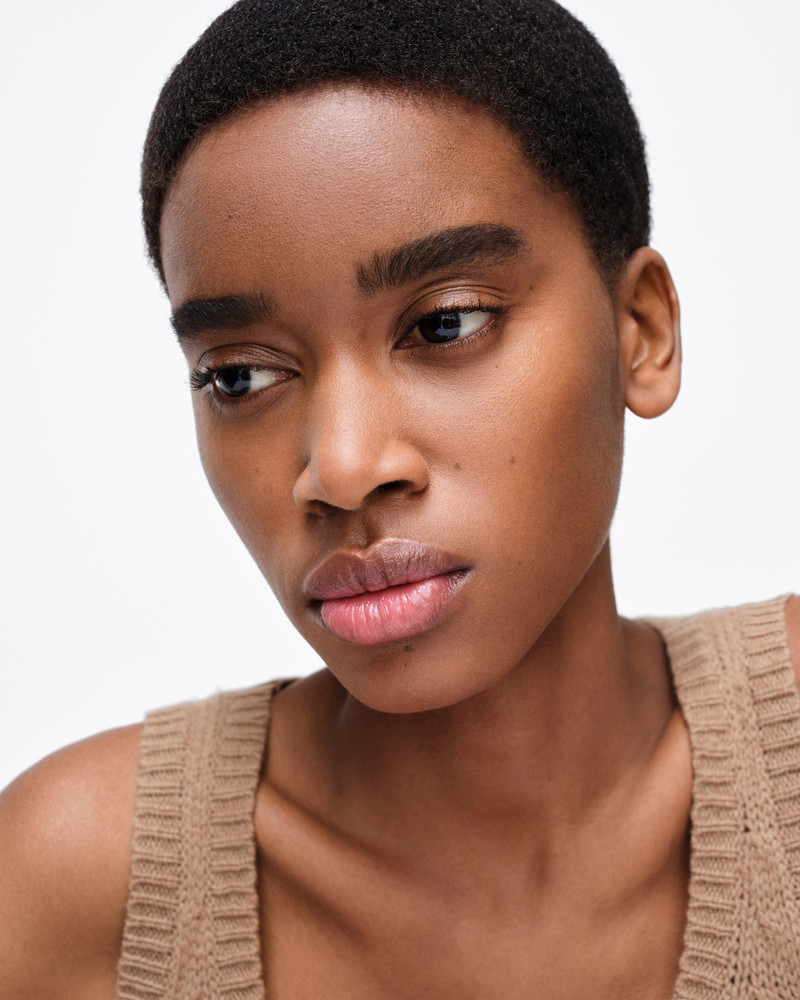 Prada Blushing Care lip balm - U001 - ASTRAL PINK 5