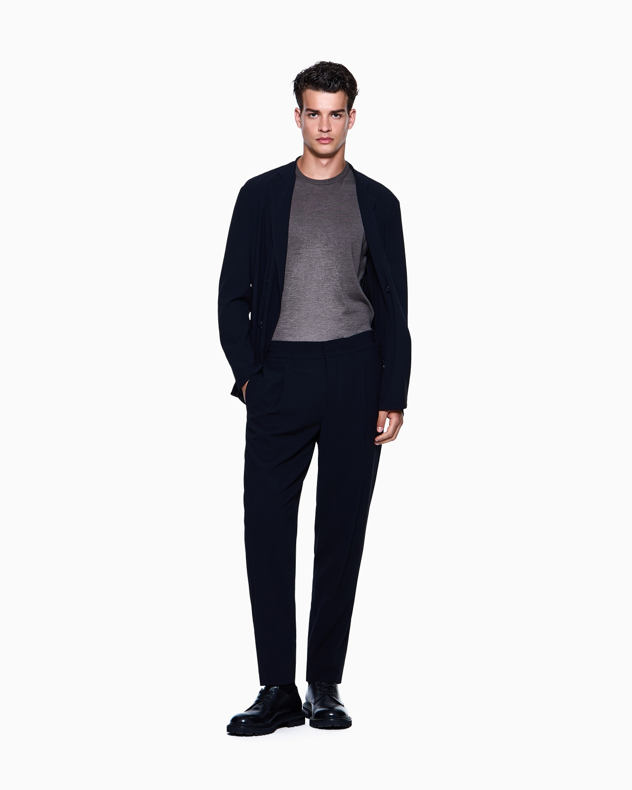 SHORT-SLEEVED, CREW-NECK JUMPER IN SILK AND COTTON - 2