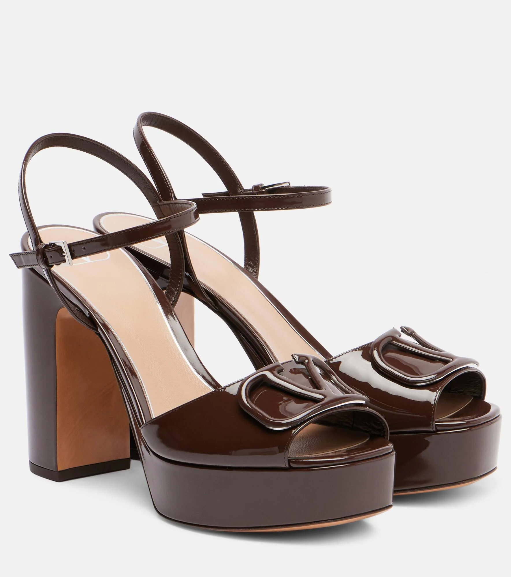 VLogo patent leather platform sandals - 1