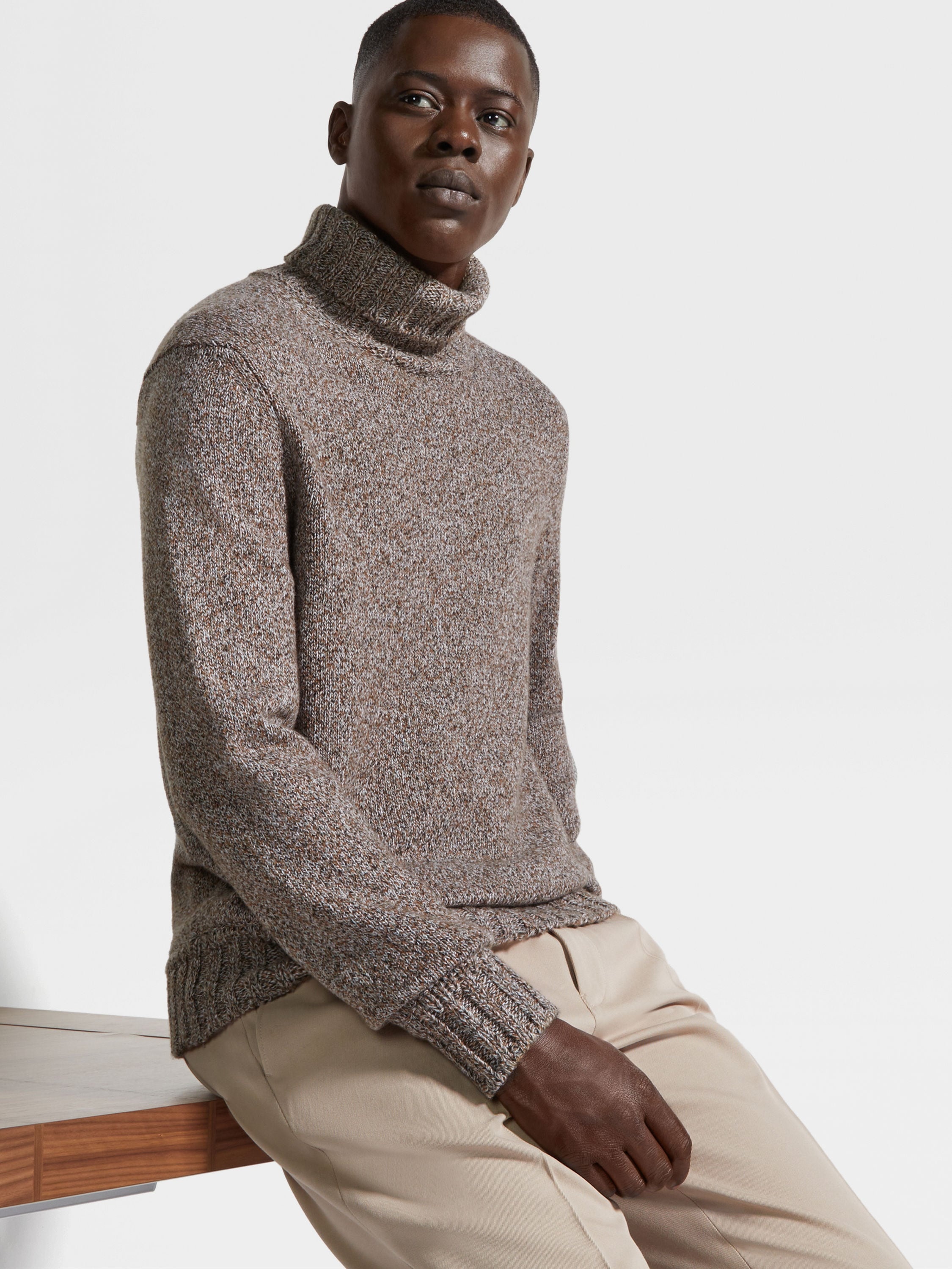 DARK FOLIAGE AND TAUPE OASI CASHMERE TURTLENECK - 3