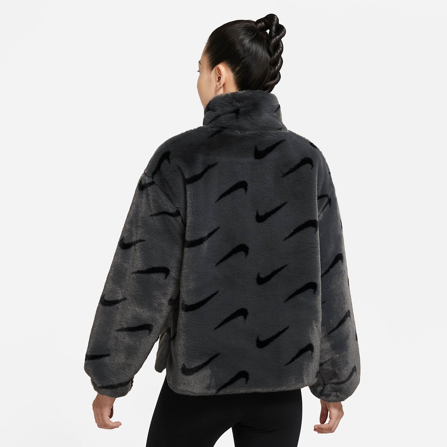 アウターその他 (W)Nike NSW Plush Printed Faux Fur Jacket Dark Smoke Grey Nike (WMNS) Nike Printed Faux Fur Jacket Asia Sizing 'Dark