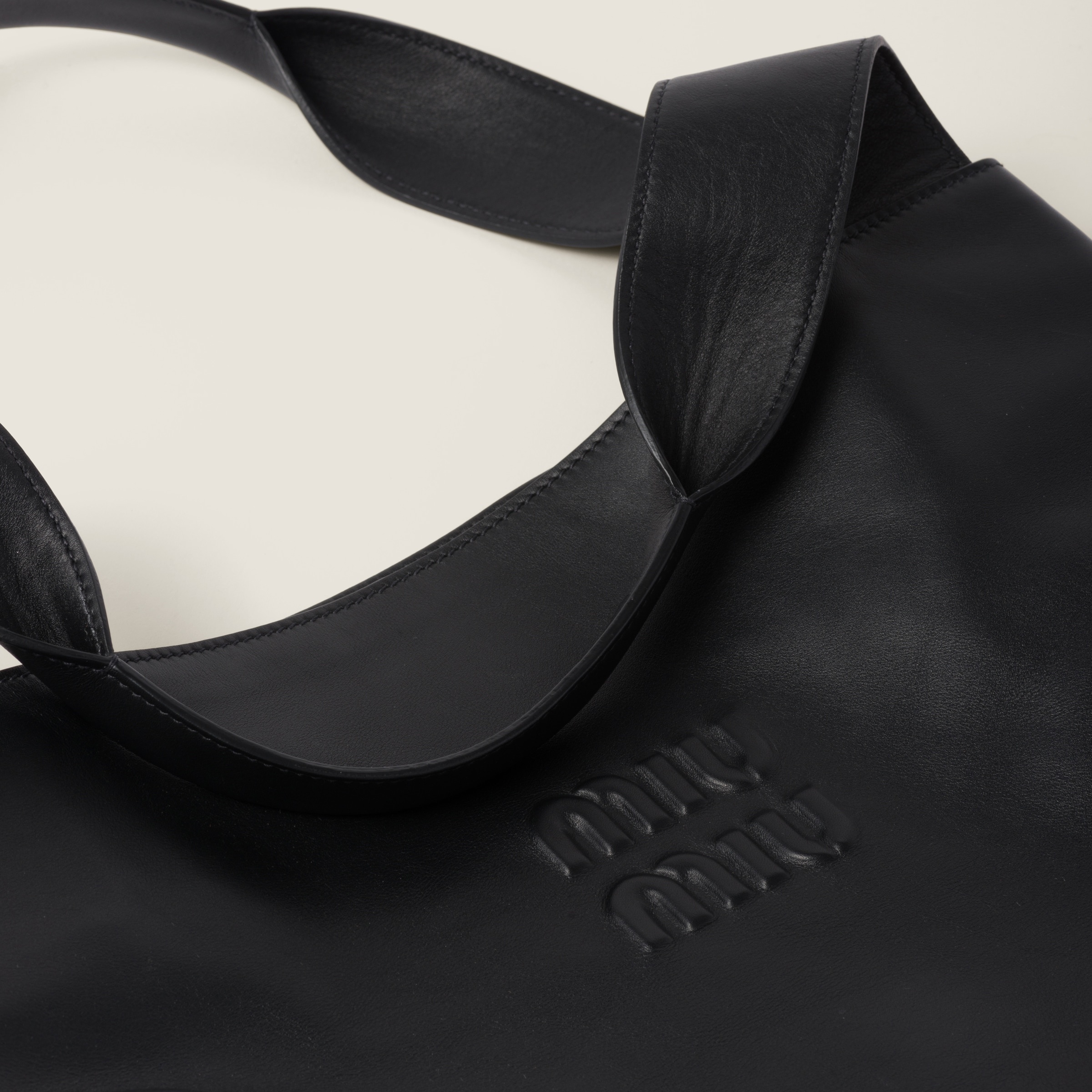 Leather hobo bag - 7