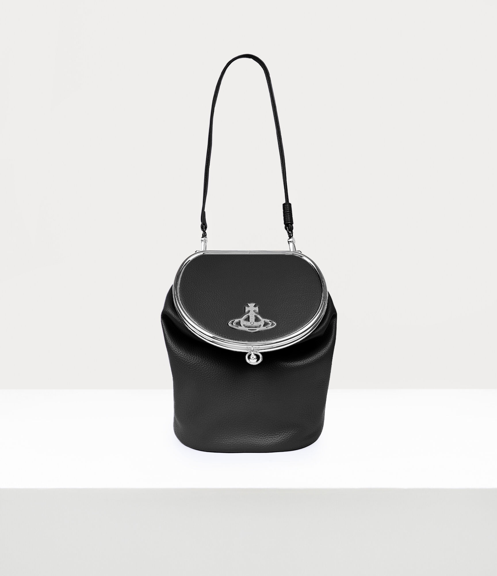 ROUND FRAME BAG - 4