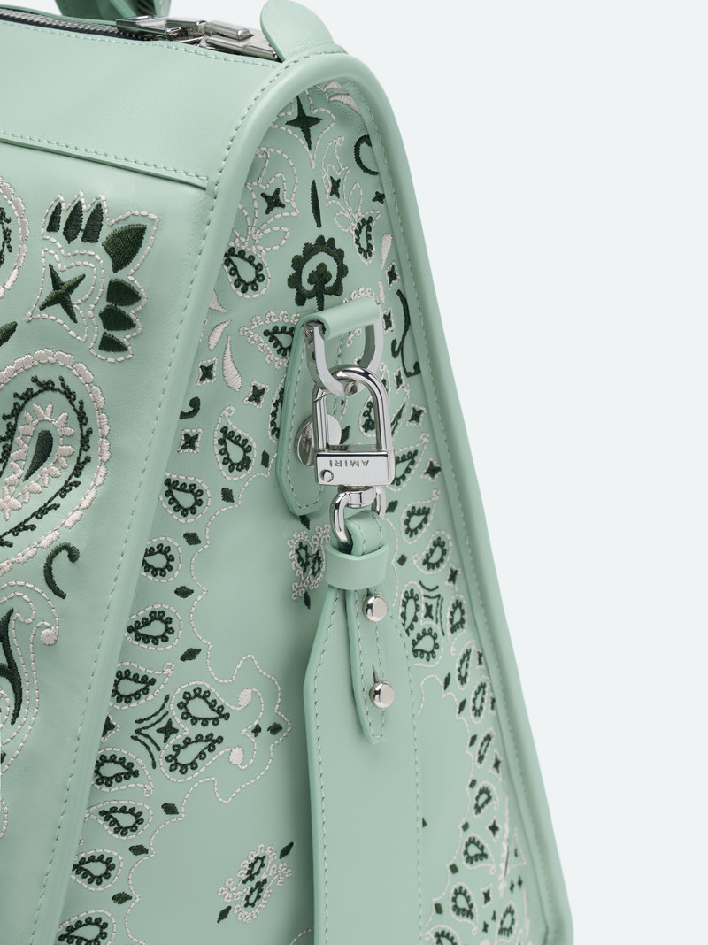 EMBRD BANDANA WEEKENDER 6