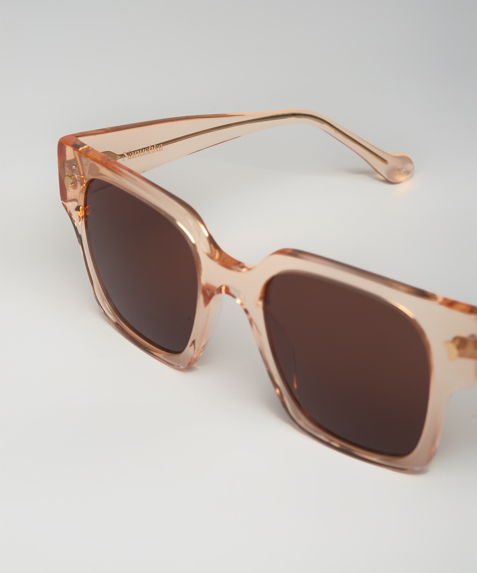 SHAE - Oversized D-frame sunglasses - Transparent champagne - 3