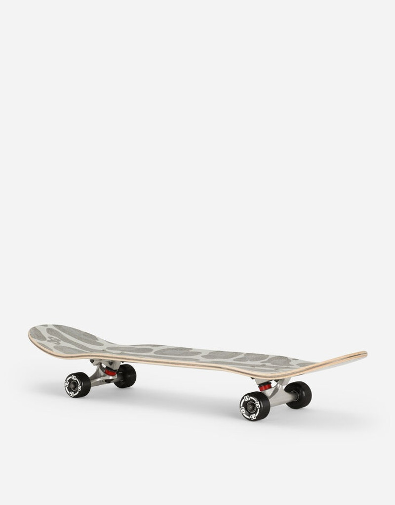 Leopard-print surfboard 1