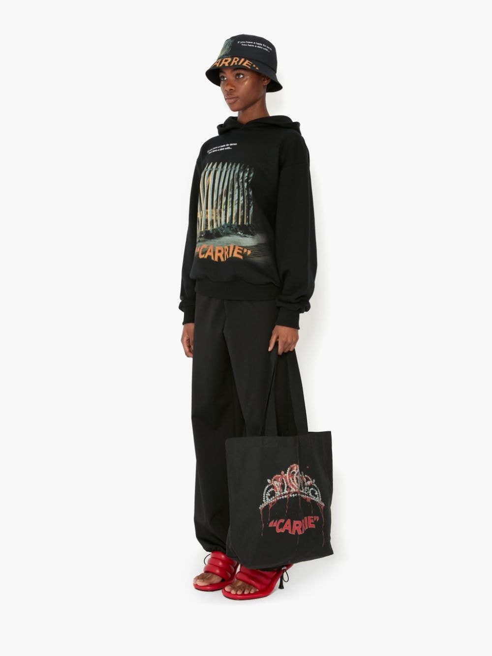 CARRIE - GATE PRINT HOODIE - 3