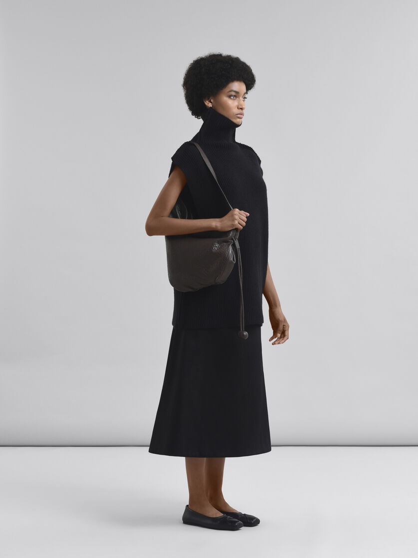 RIBBED BLACK WOOL VEST - 5