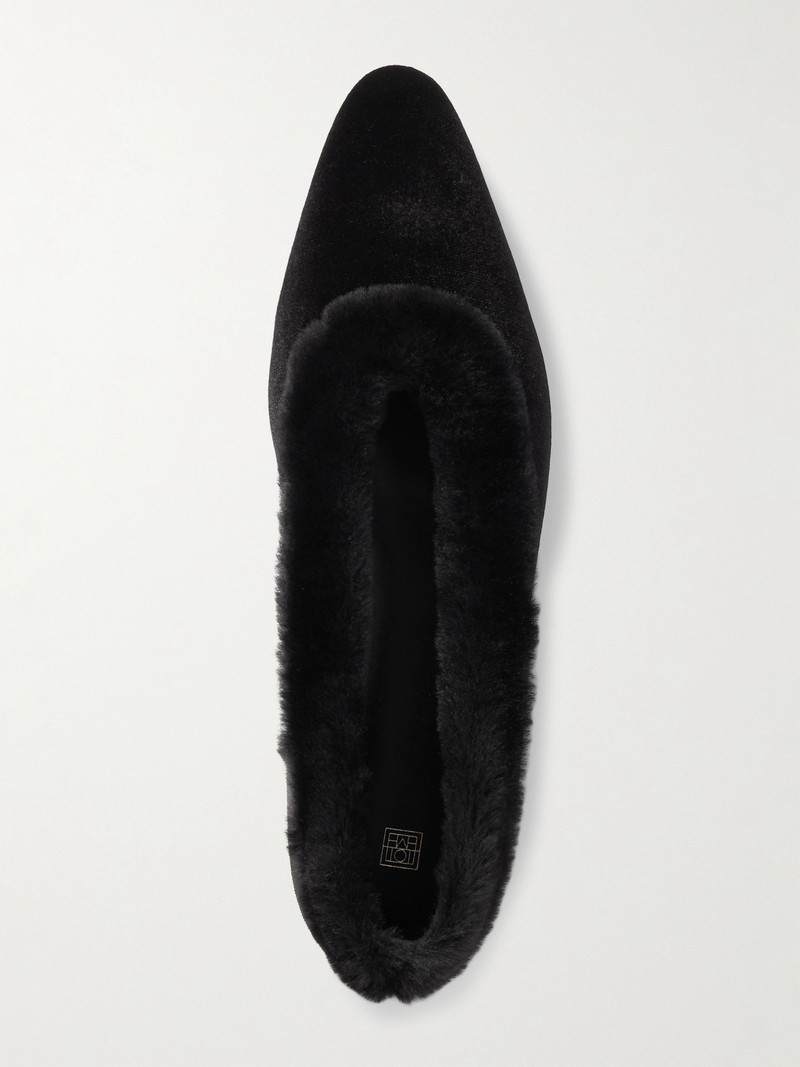 Shearling-trimmed 벨벳 발레 플랫 한국어 5