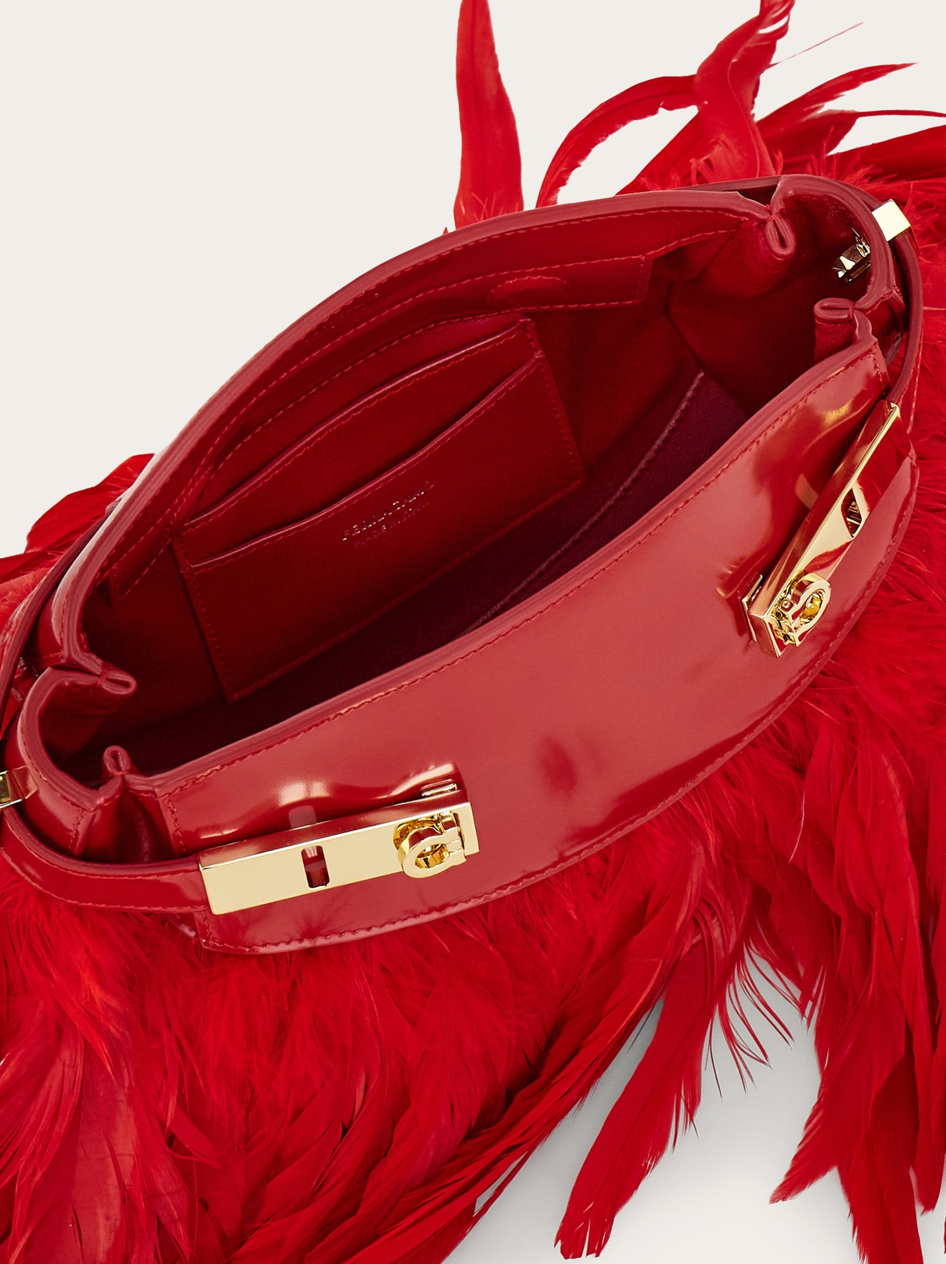 Hug soft crossbody bag with feathers (XS) - 6