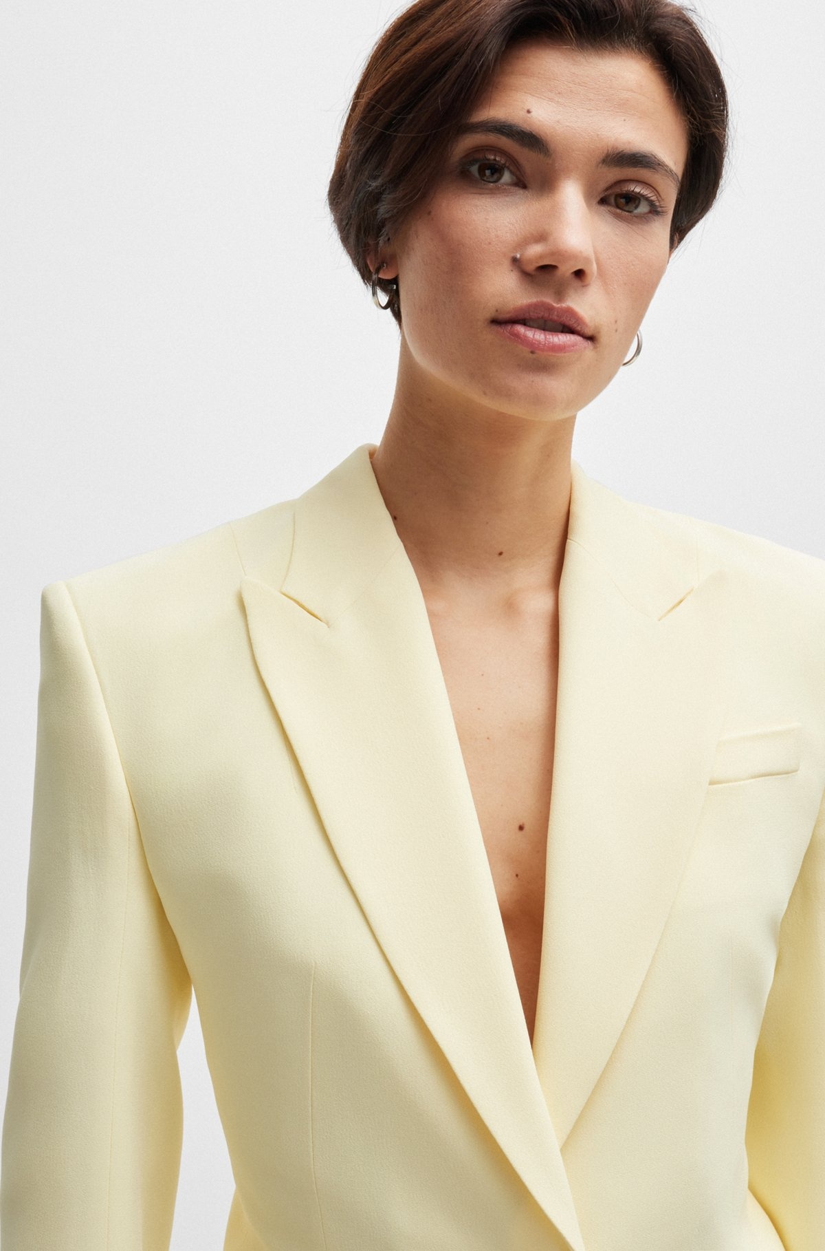 OVERSIZE-FIT JACKET WITH ADJUSTABLE OPEN BACK - 5