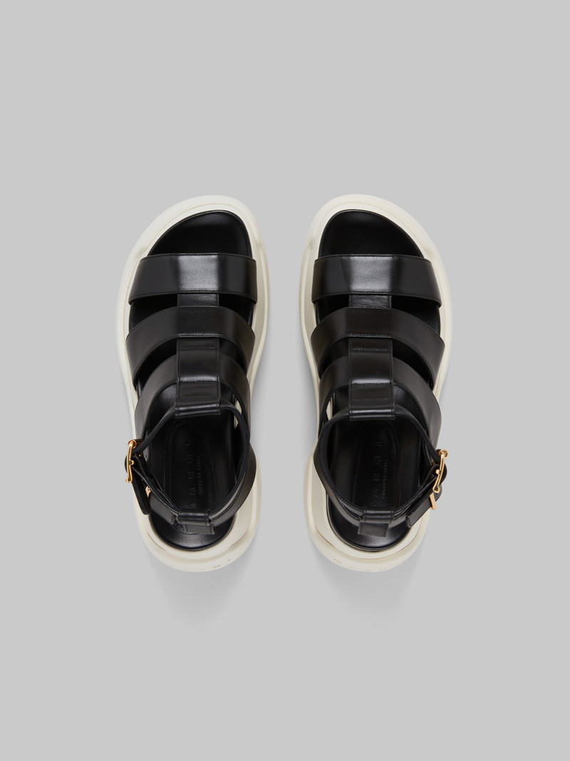 BLACK LEATHER GLADIATOR SANDAL 와 PLATFORM SOLE 4